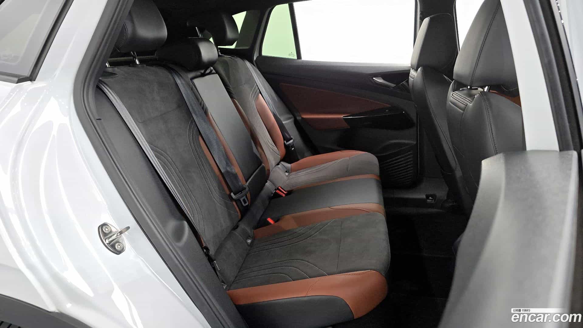 ID.4 Volkswagen 2022.8-OPTION-016