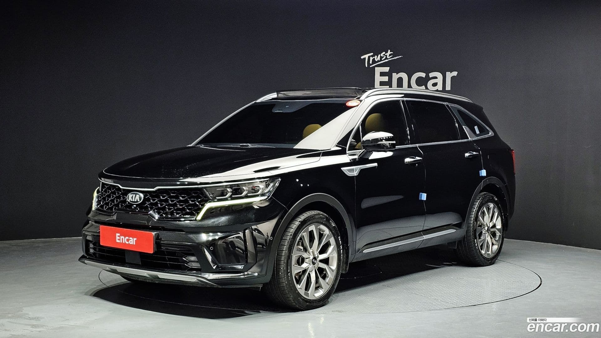 Main__Slider__Photo:Sorento Kia 2020.11-0