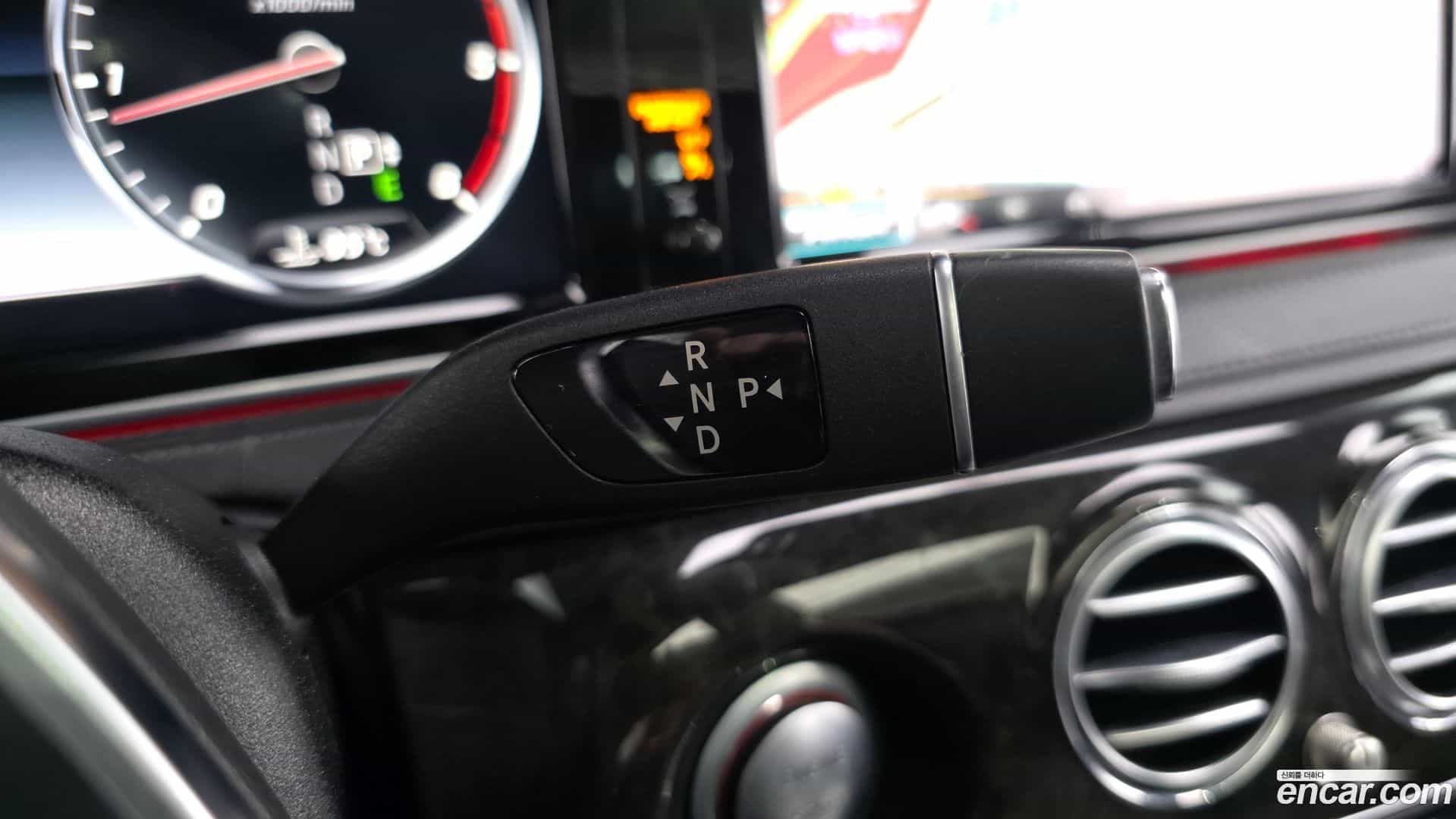 S-Class Mercedes-Benz 2014.11-INNER-009