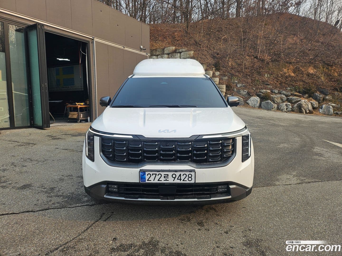 Main__Slider__Photo:Canival Kia 2025.8-0