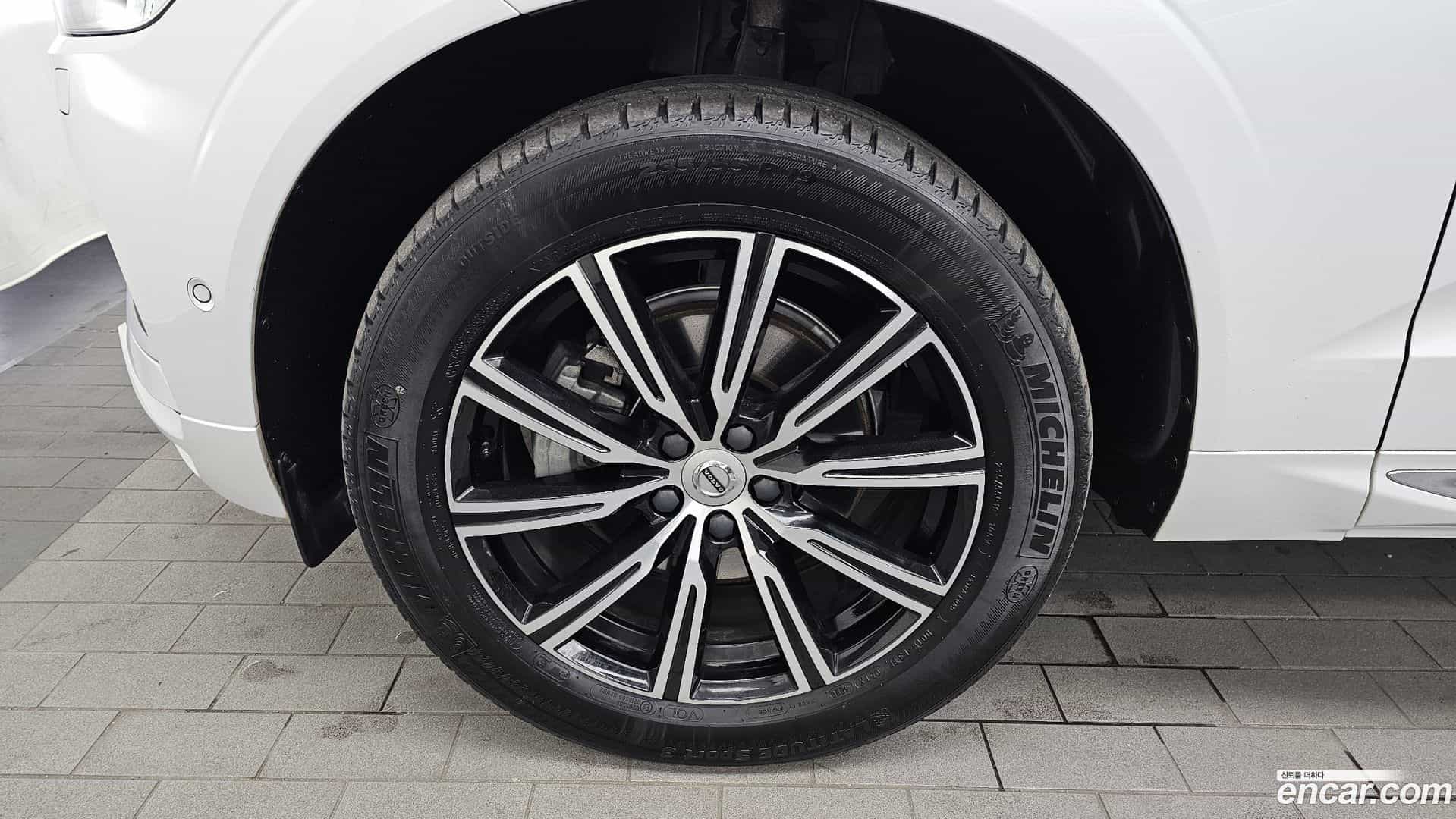 XC60 Volvo 2021.3-OUTER-005
