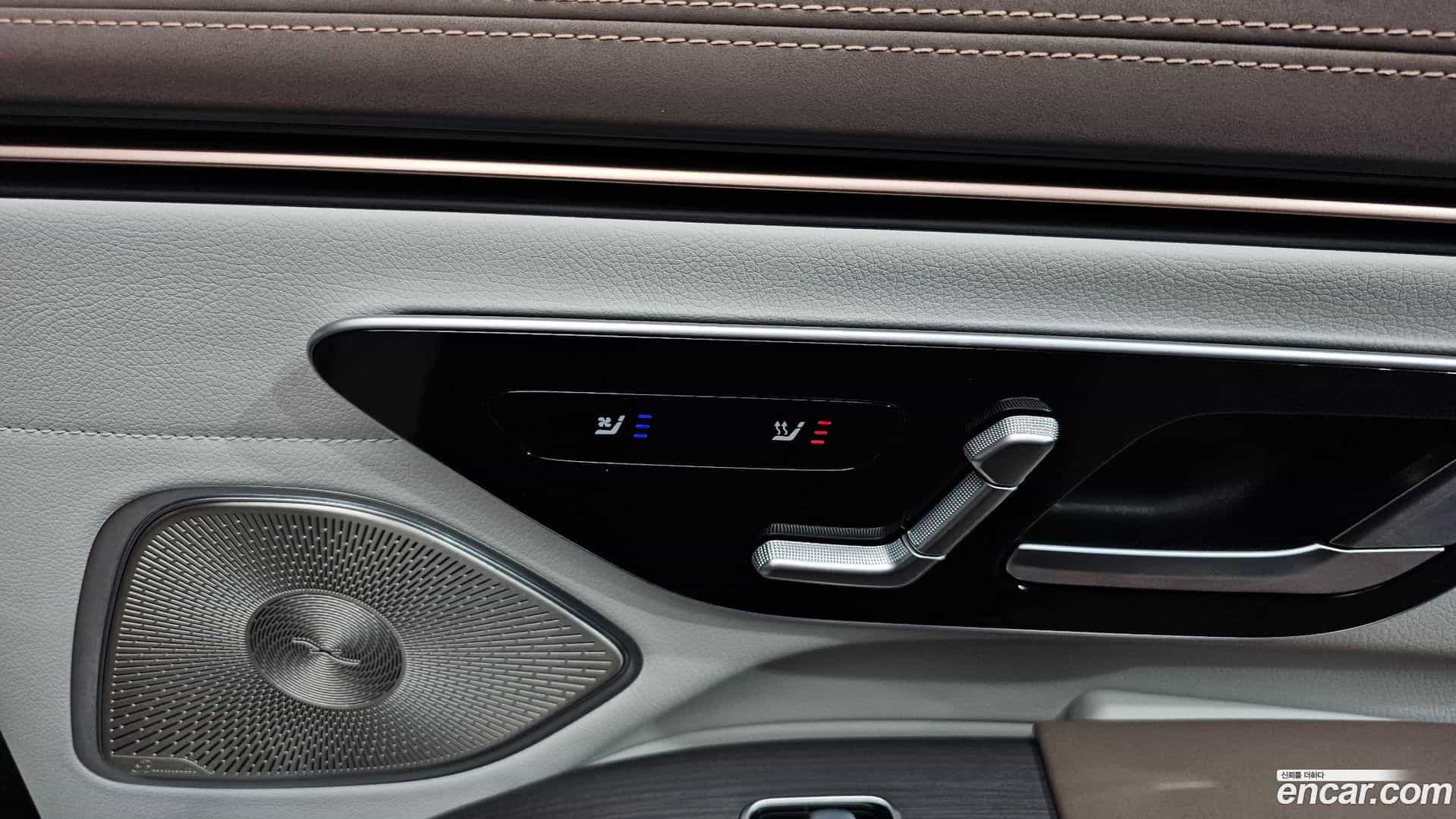 EQS Mercedes-Benz 2022.9-OPTION-022