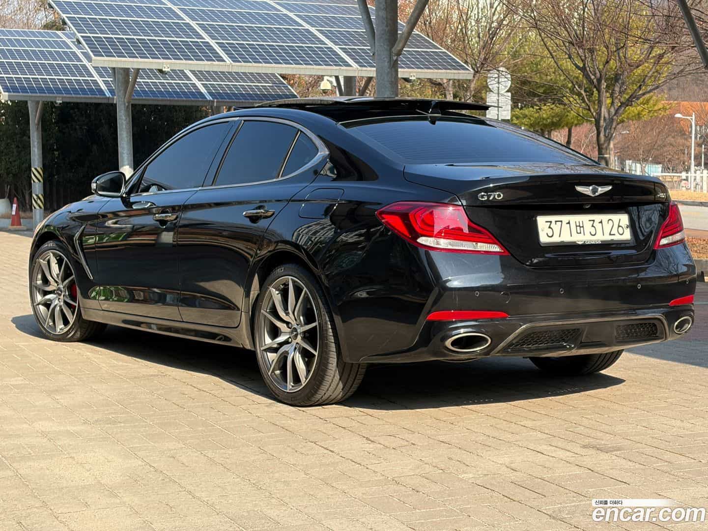 G70 Genesis 2020.0-OUTER-005
