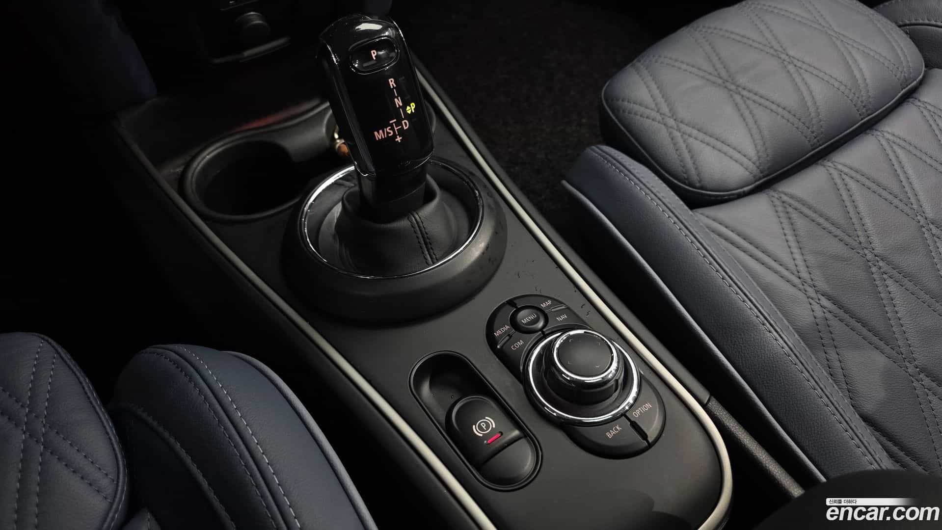 Countryman Mini 2023.4-INNER-009