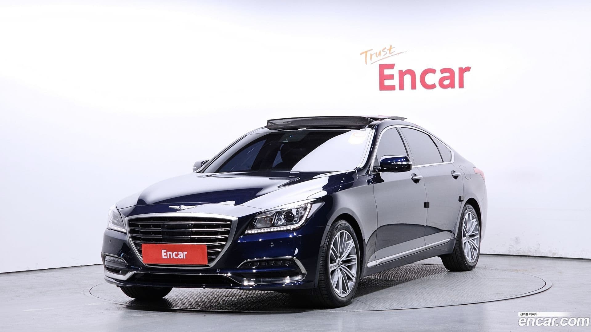 Main__Slider__Photo:G80 Genesis 2019.8-0
