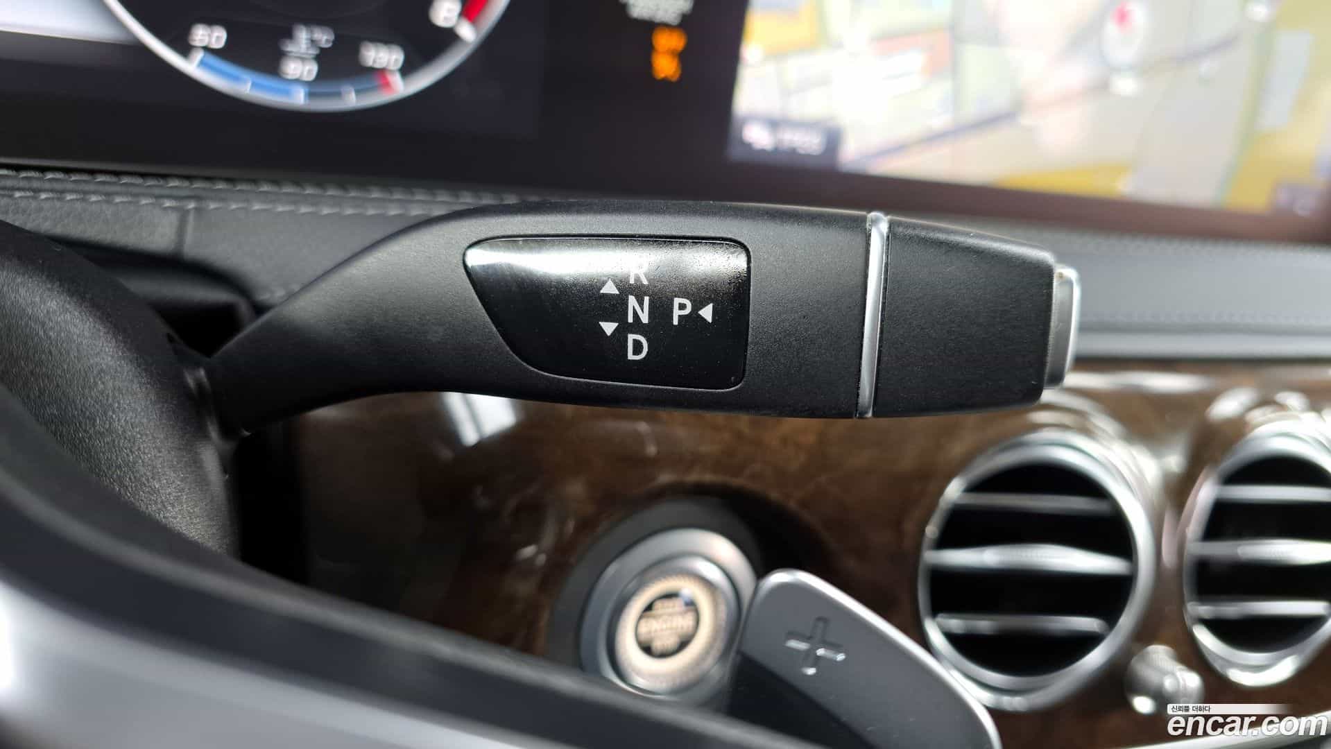 S-Class Mercedes-Benz 2018.4-INNER-009