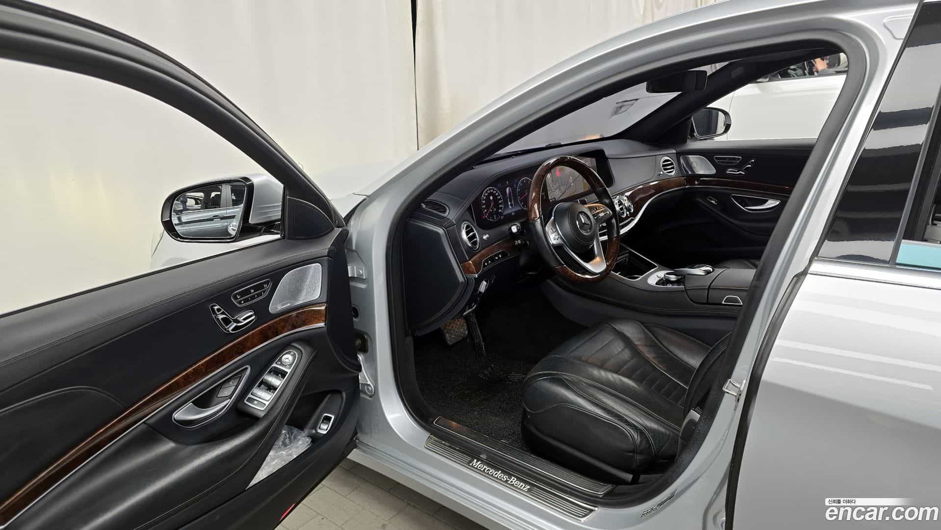 S-Class Mercedes-Benz 2018.4-INNER-010