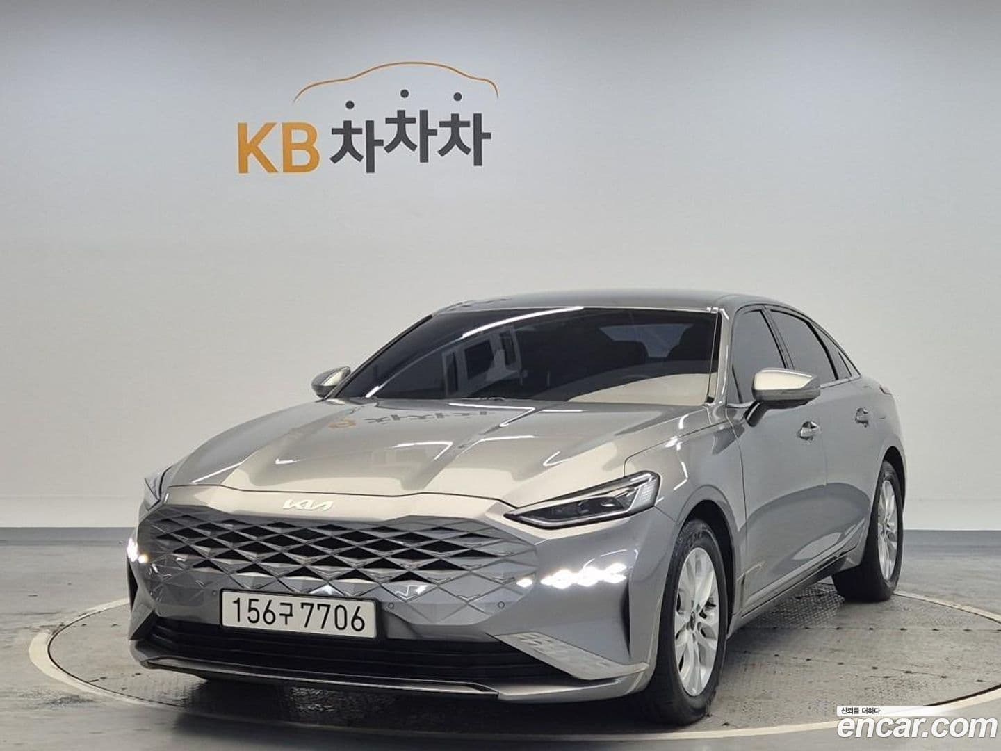 Main__Slider__Photo:K8 Kia 2021.10-0