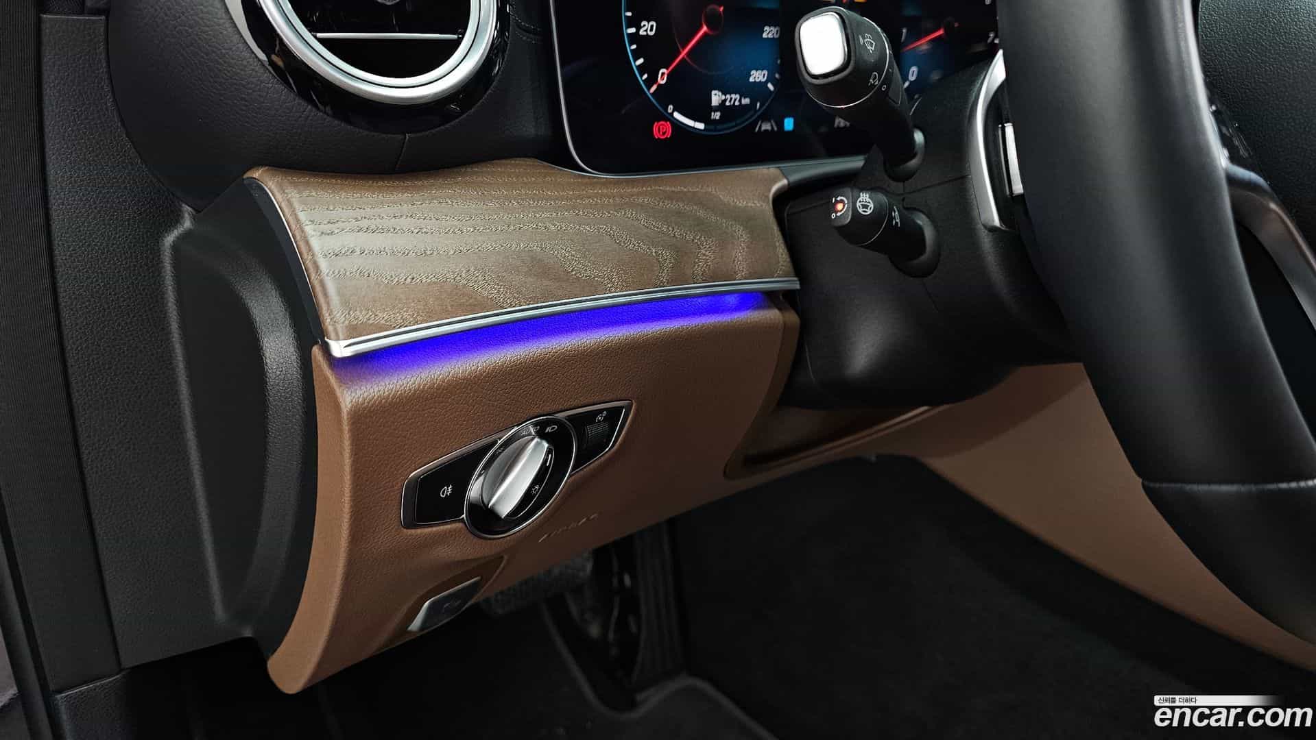 E-Class Mercedes-Benz 2021.3-OPTION-021
