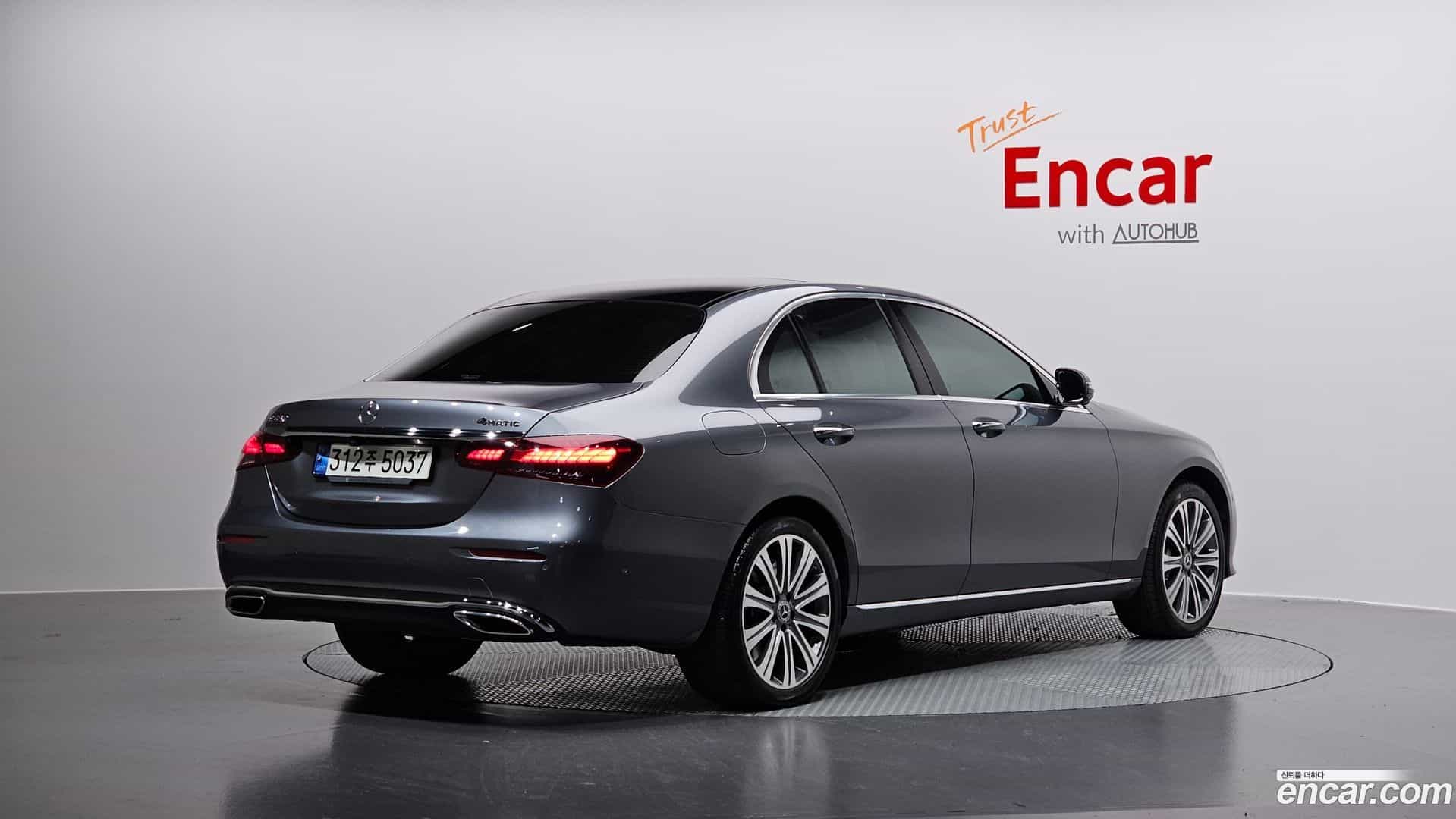 E-Class Mercedes-Benz 2021.7-OUTER-002