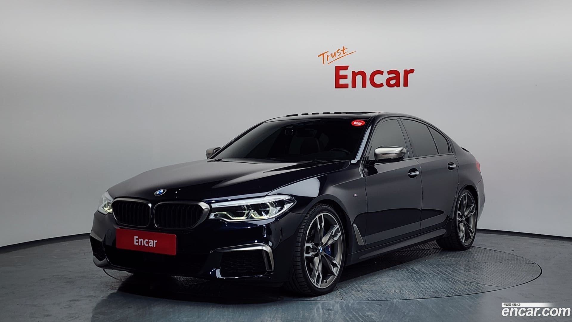Main__Slider__Photo:5-Series BMW 2018.4-0