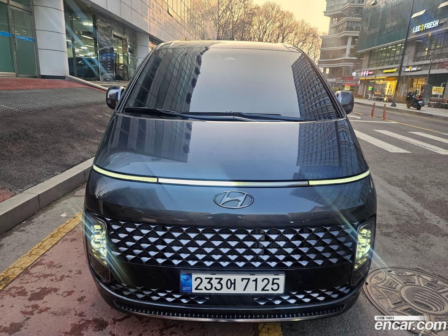 Main__Slider__Photo:Staria Hyundai 2021.6-0