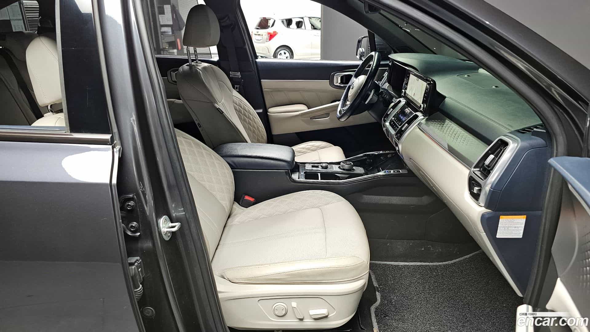 Sorento Kia 2021.0-INNER-010