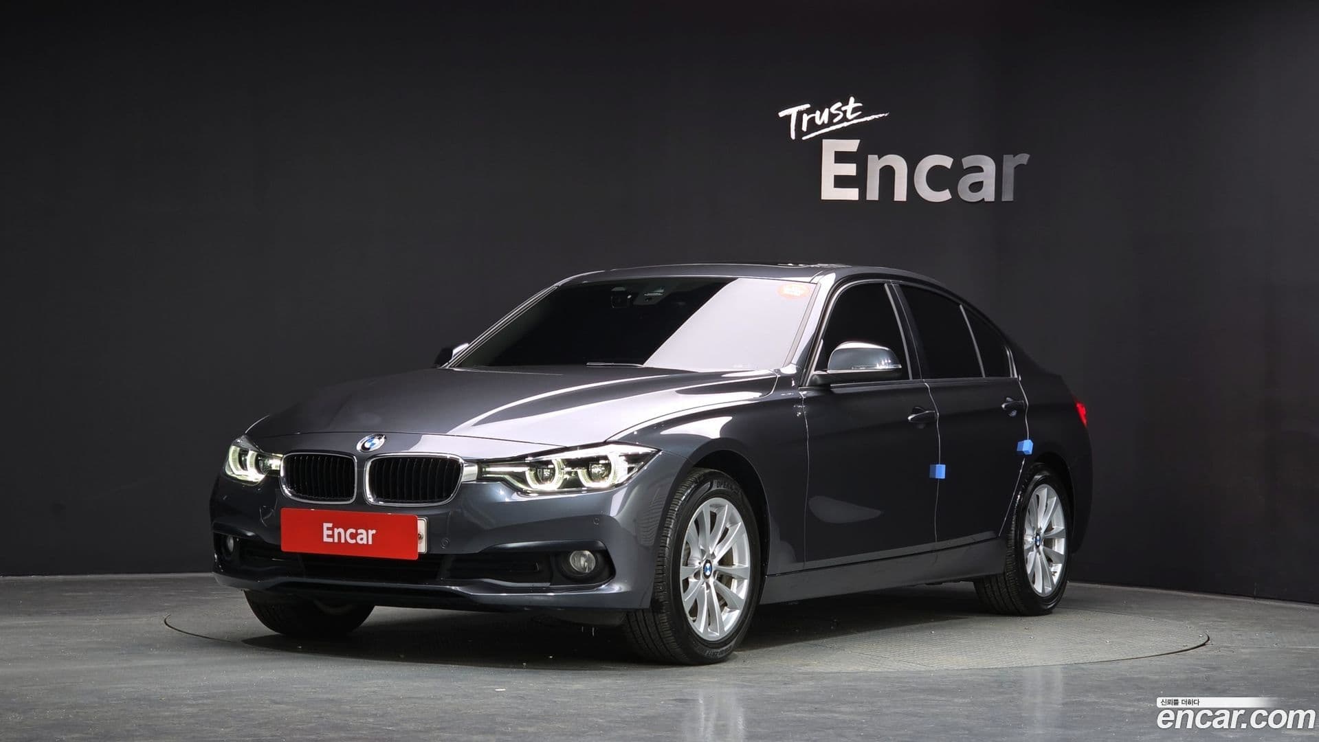Main__Slider__Photo:3-Series BMW 2018.11-0