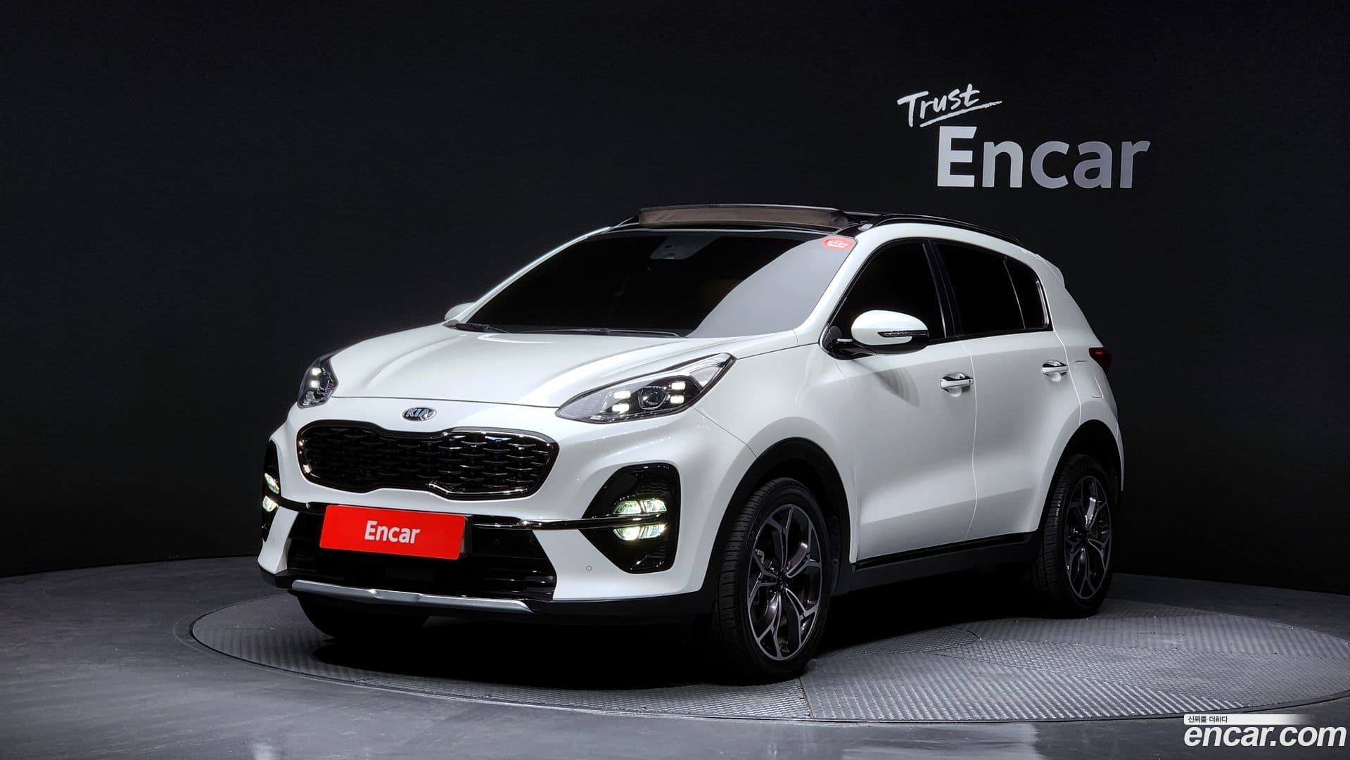 Main__Slider__Photo:Sportage Kia 2019.9-0