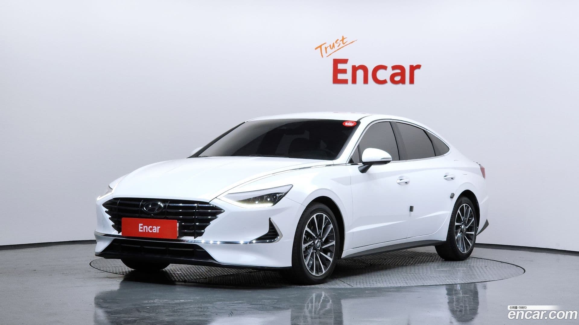 Main__Slider__Photo:Sonata Hyundai 2019.3-0