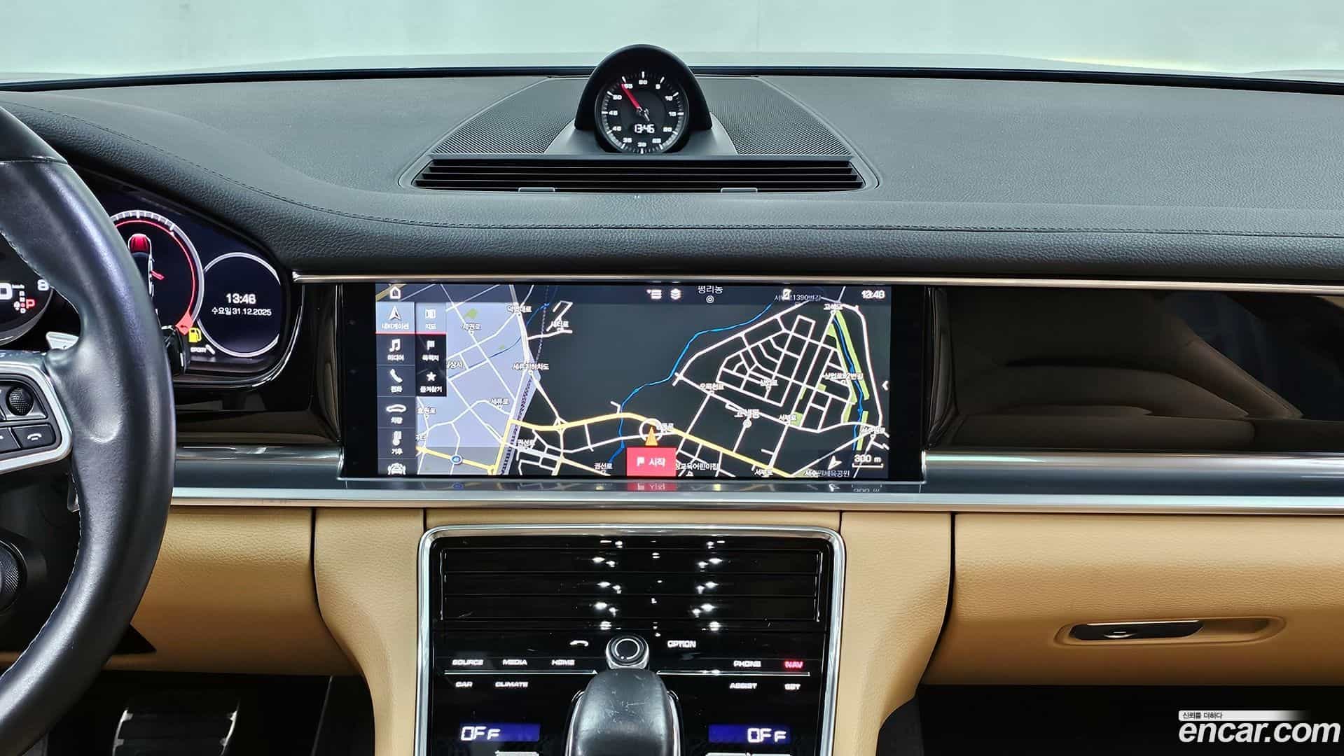 Panamera Porsche 2018.4-OPTION-018