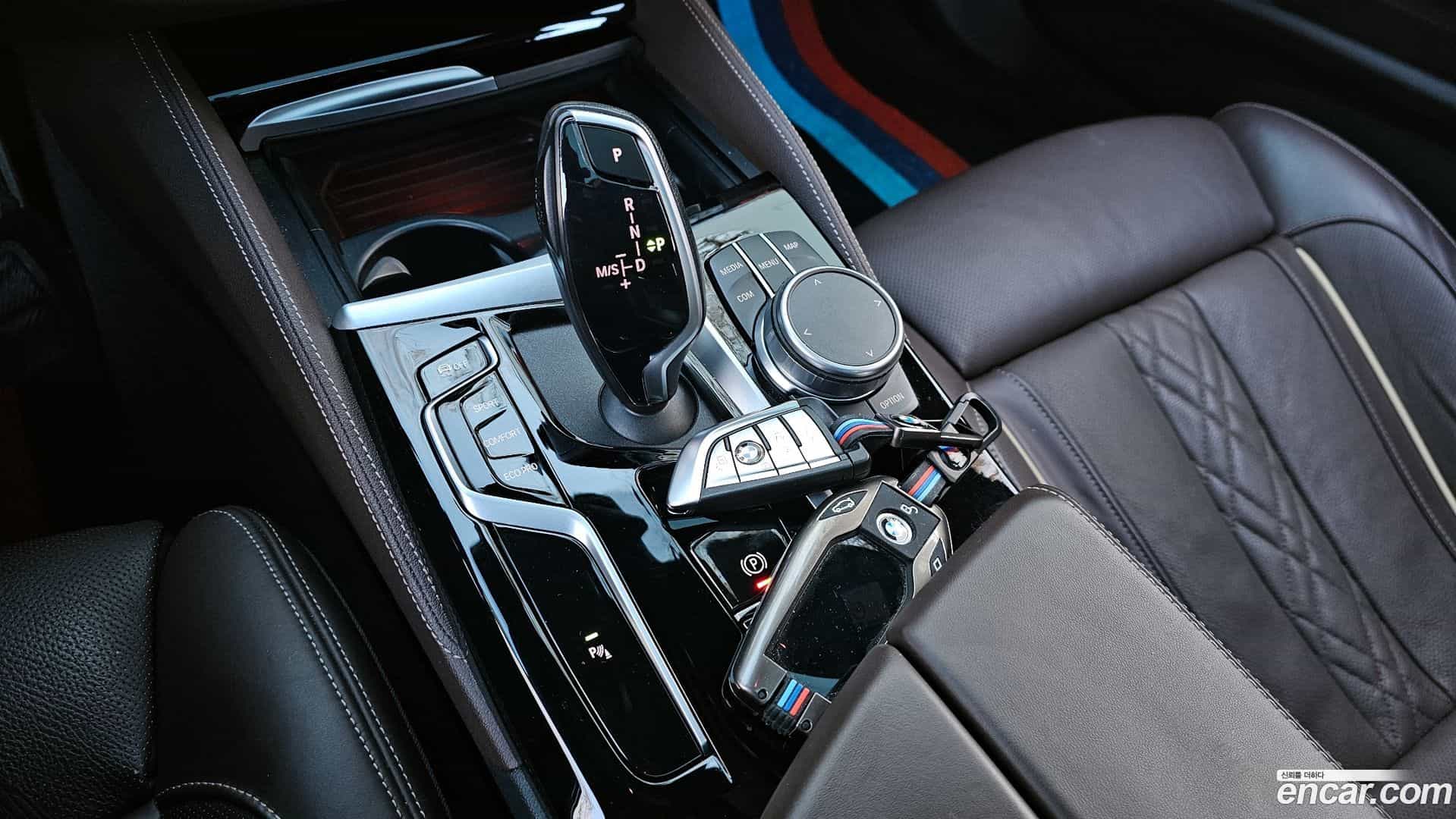 5-Series BMW 2022.0-INNER-009