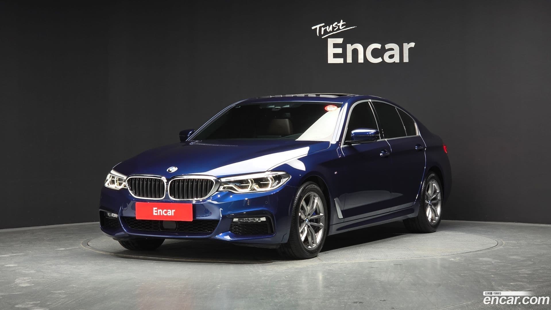 Main__Slider__Photo:5-Series BMW 2017.10-0