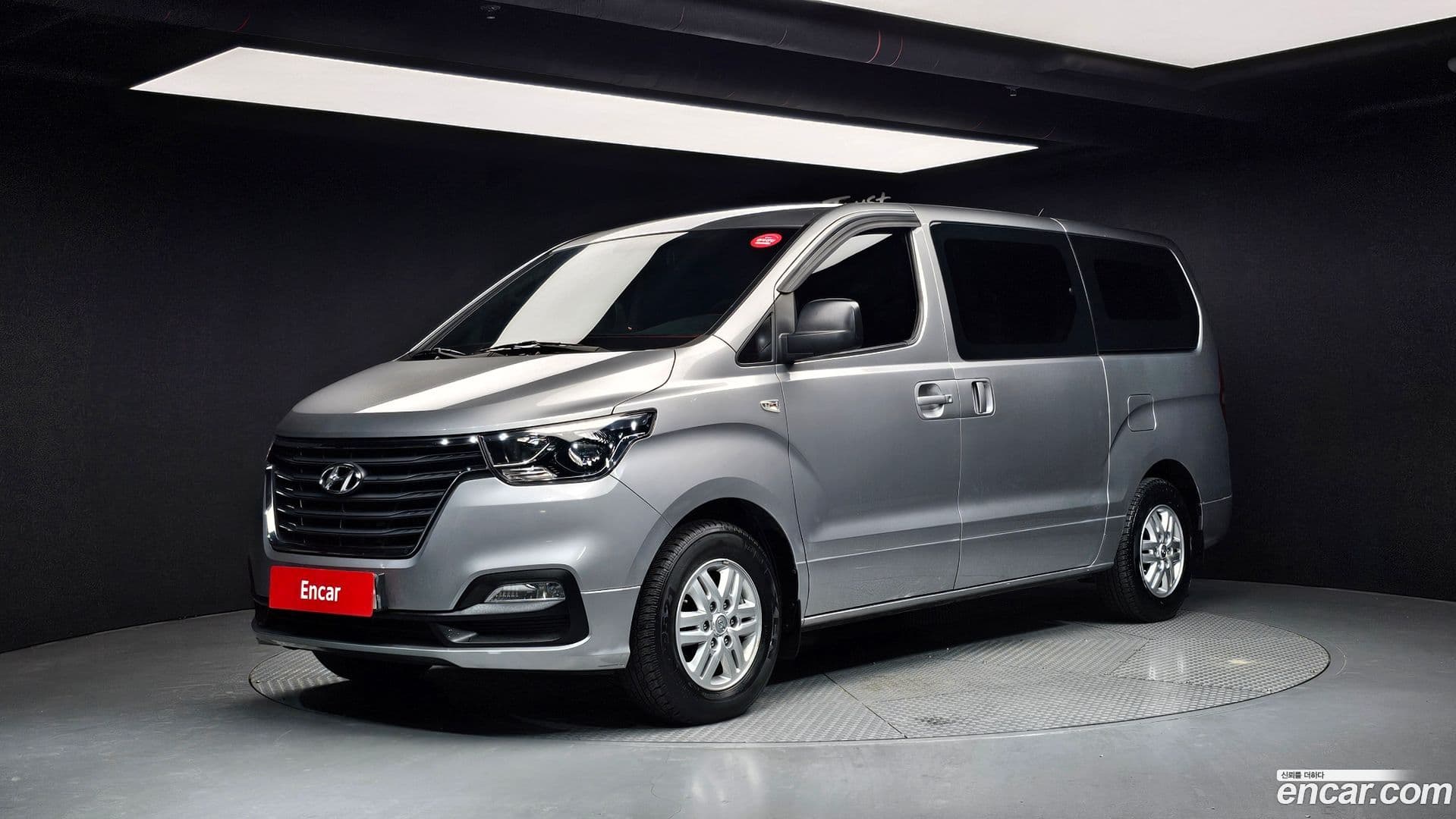 Main__Slider__Photo:Starex Hyundai 2018.5-0