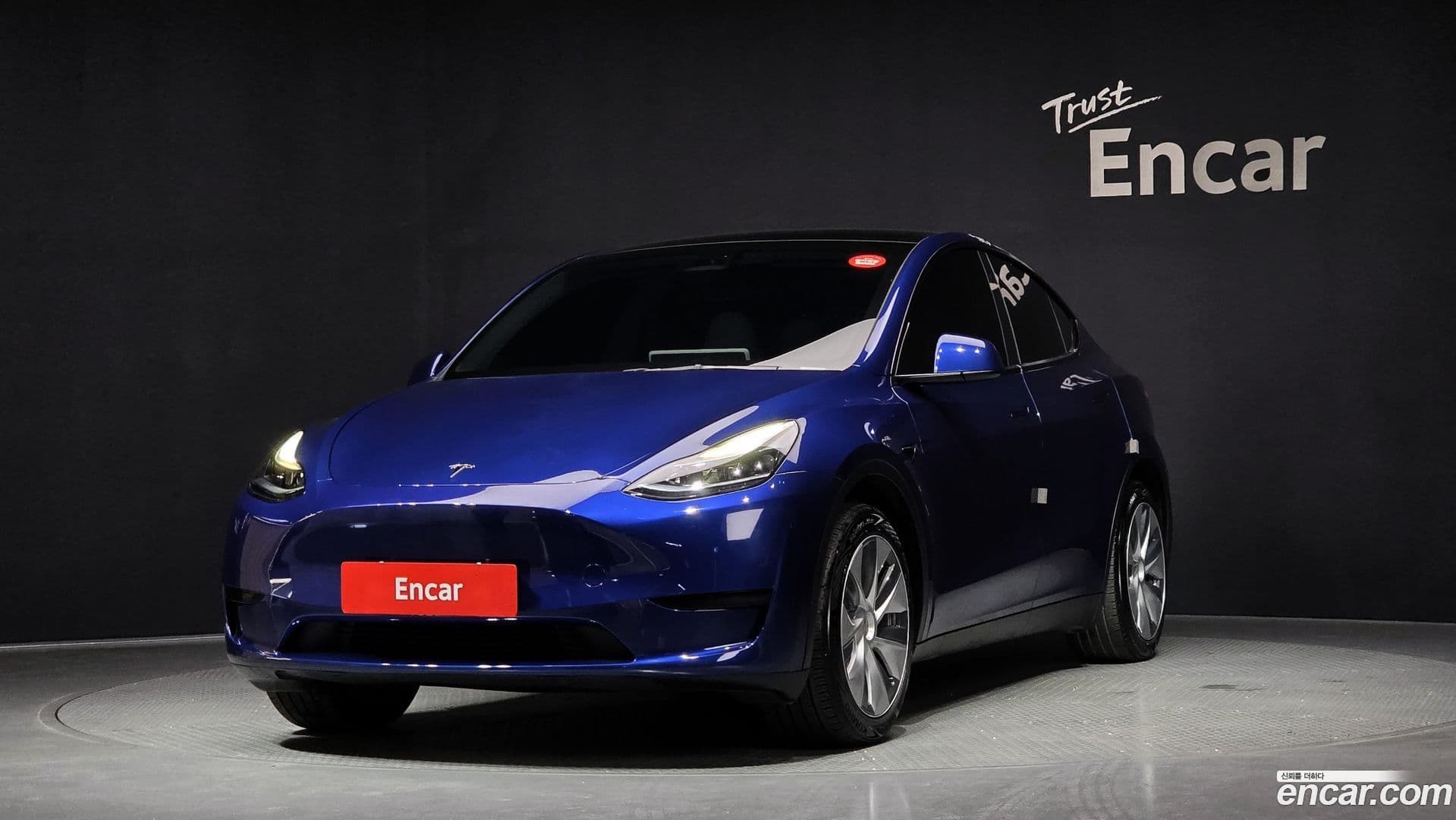 Main__Slider__Photo:Model Y Tesla 2023.9-0