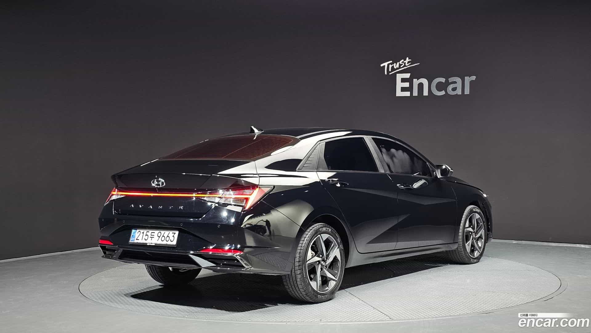 AVANTE Hyundai 2020.5-OUTER-002