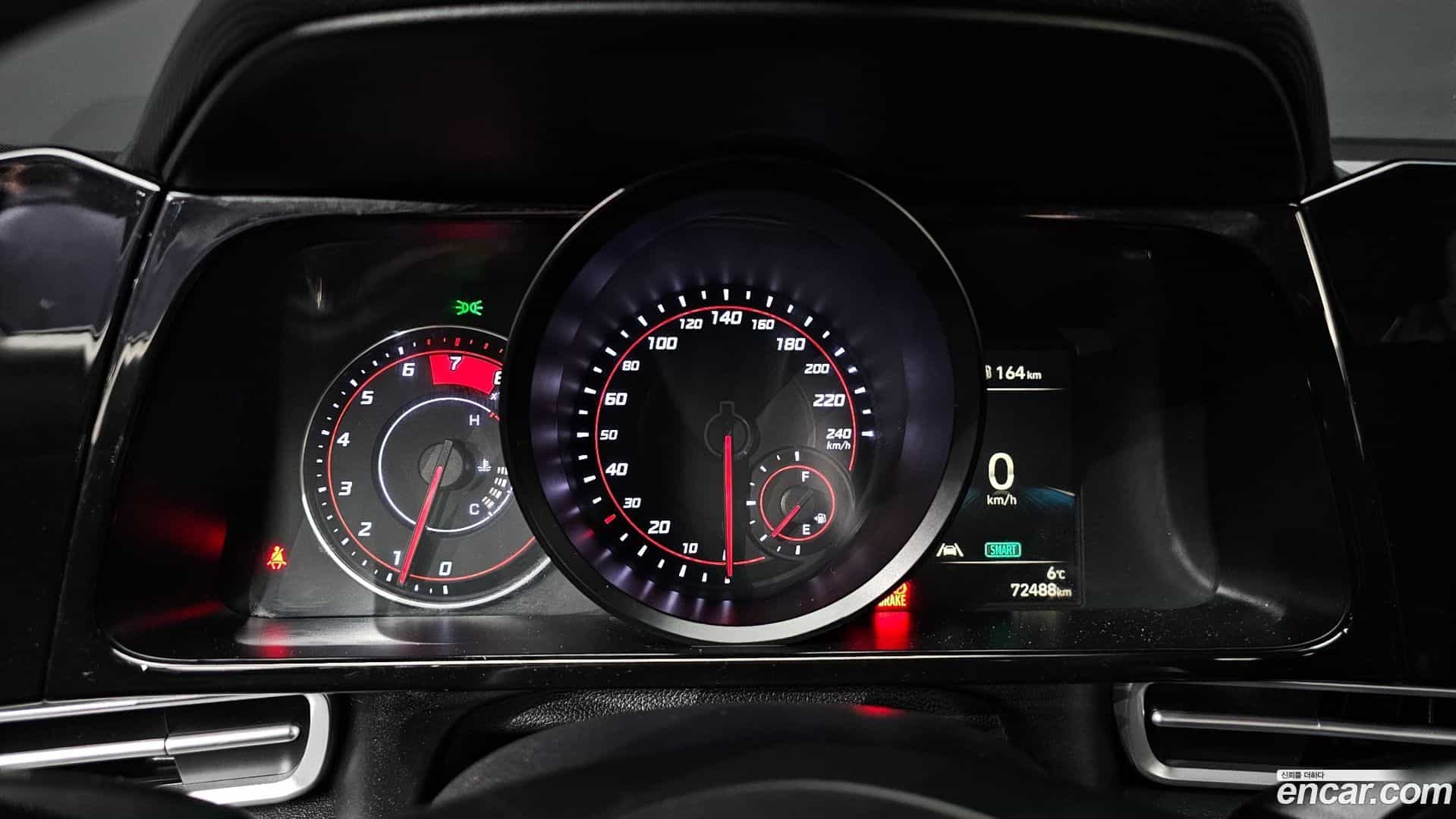 AVANTE Hyundai 2020.5-INNER-008