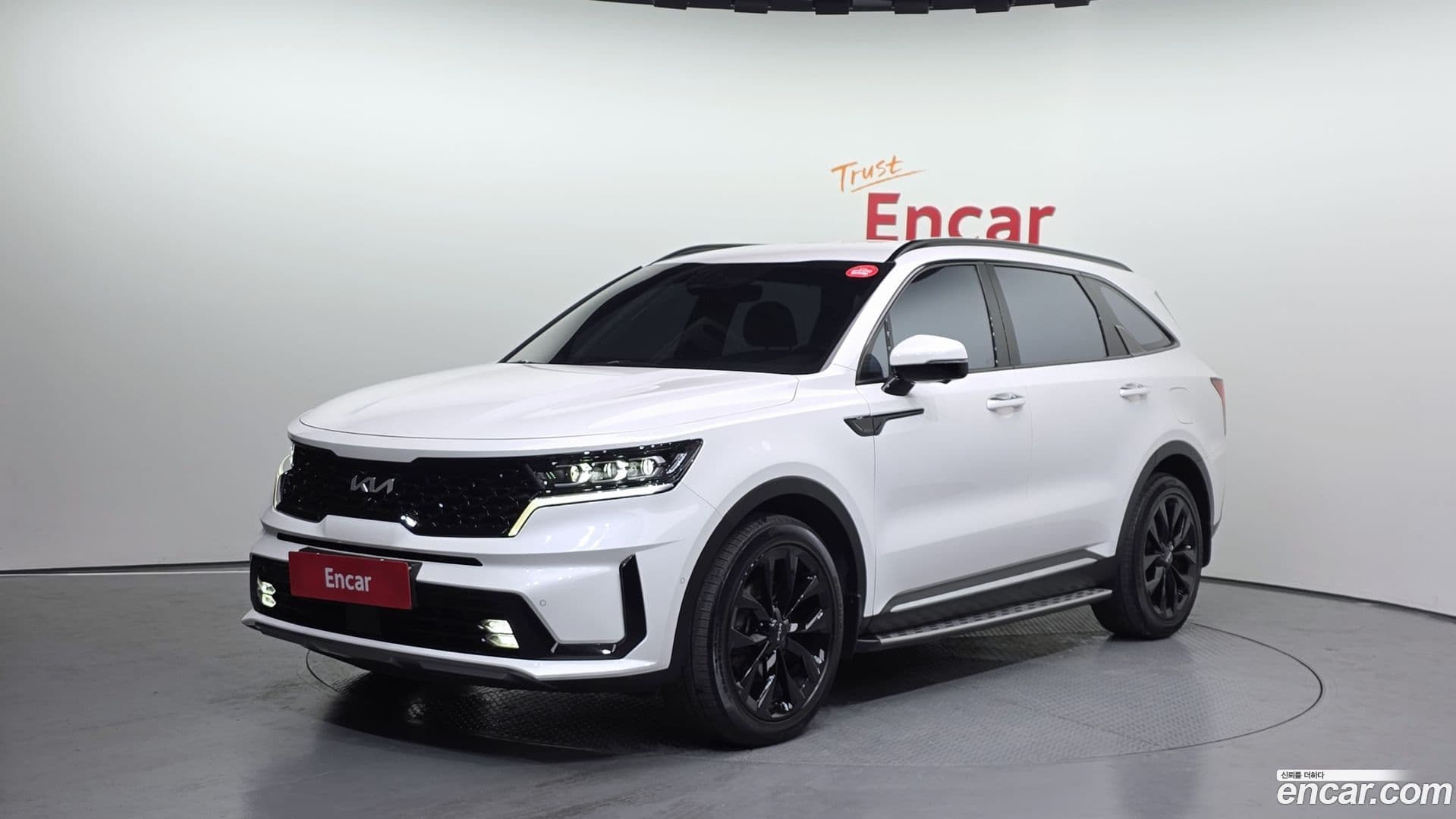Main__Slider__Photo:Sorento Kia 2022.6-0