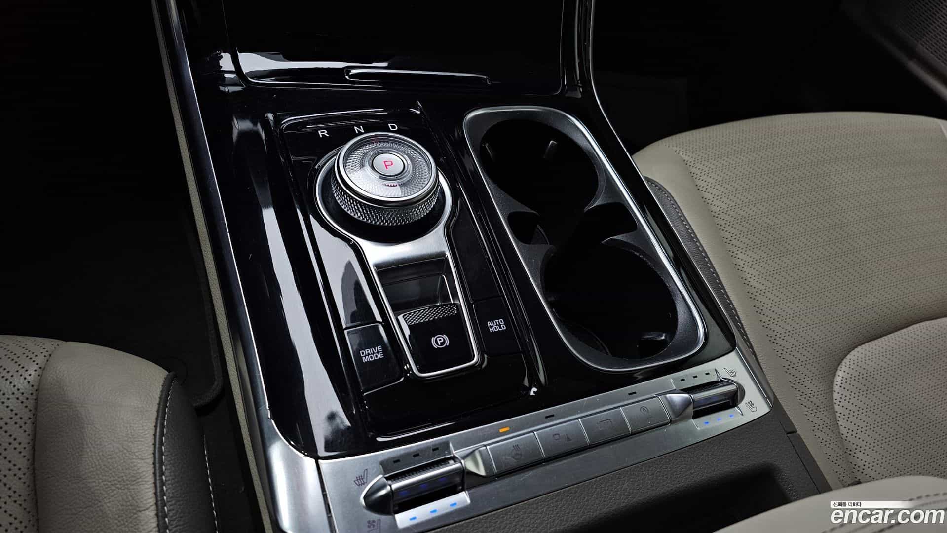 Canival Kia 2021.1-INNER-009