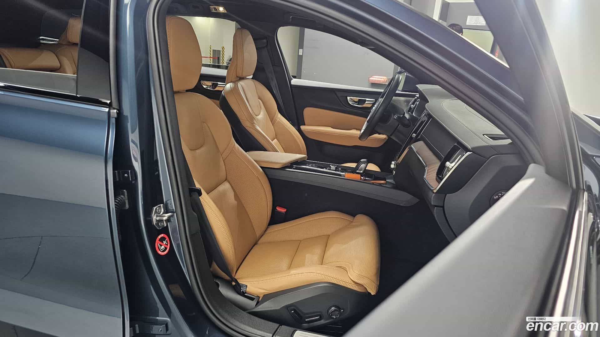 V60 Volvo 2021.3-INNER-010