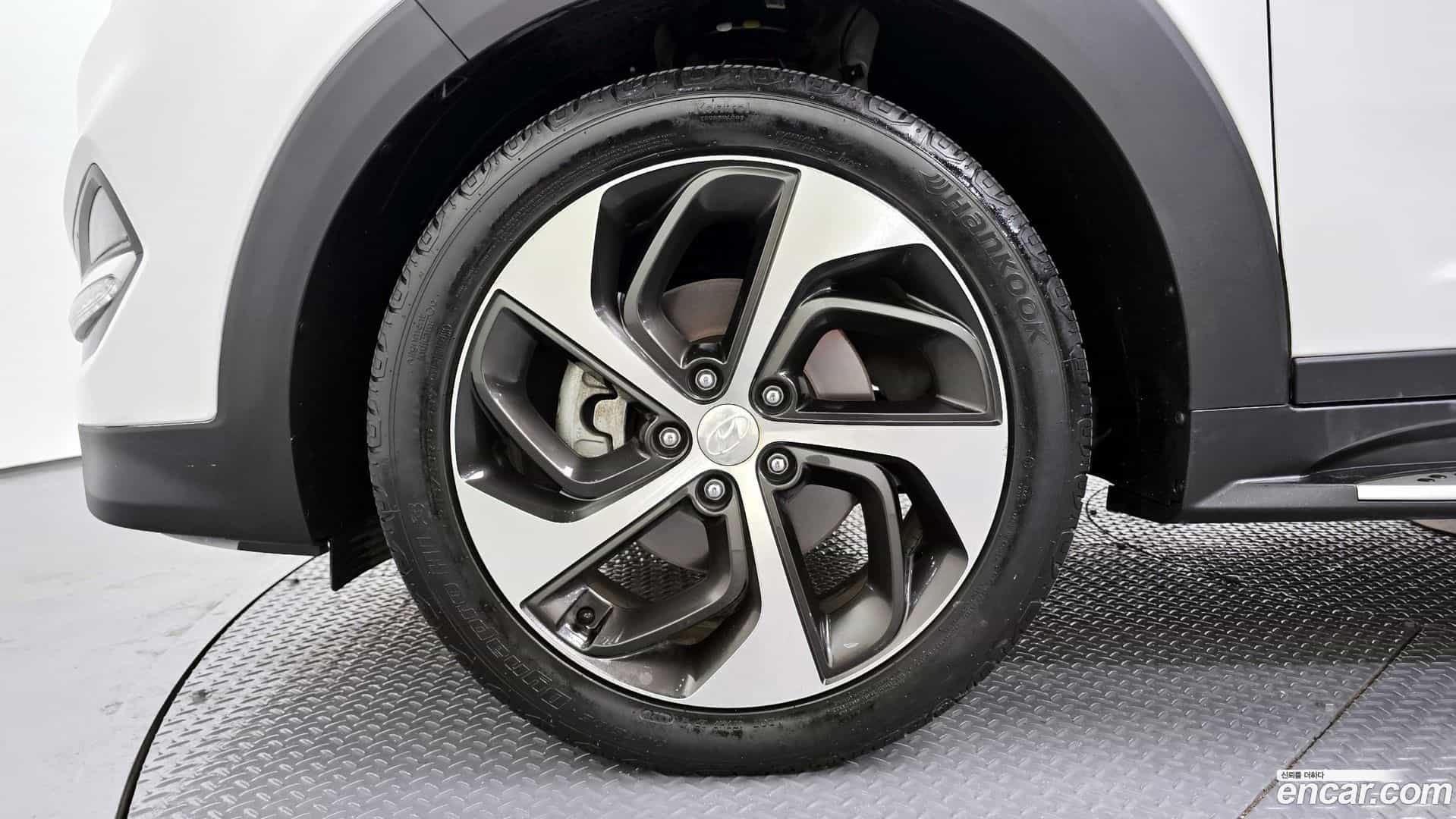 Tucson Hyundai 2016.5-OUTER-005