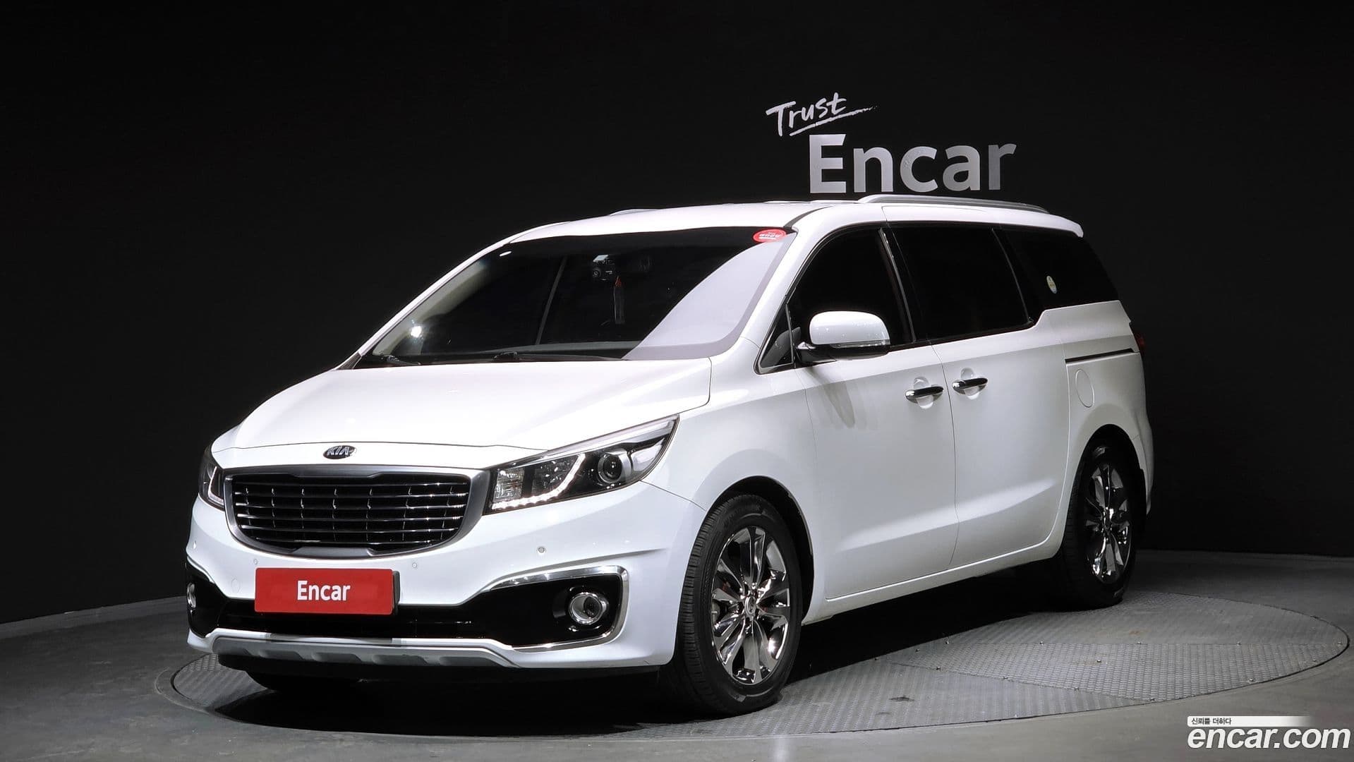 Main__Slider__Photo:Canival Kia 2015.4-0