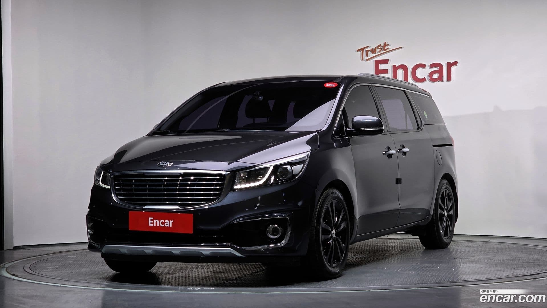 Main__Slider__Photo:Canival Kia 2018.0-0