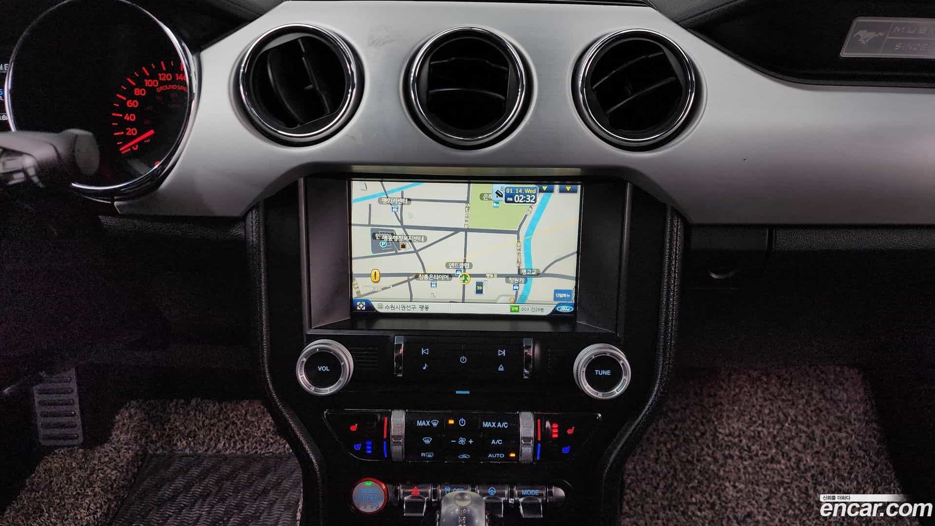 Mustang Ford 2015.1-OPTION-021