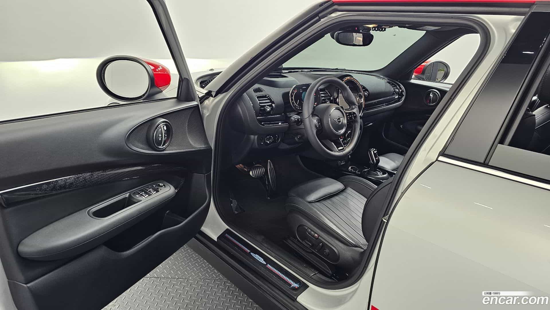 Clubman Mini 2022.4-INNER-010