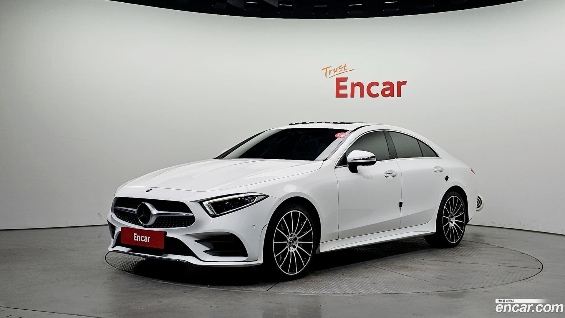 Main__Slider__Photo:CLS-Class Mercedes-Benz 2020.11-0