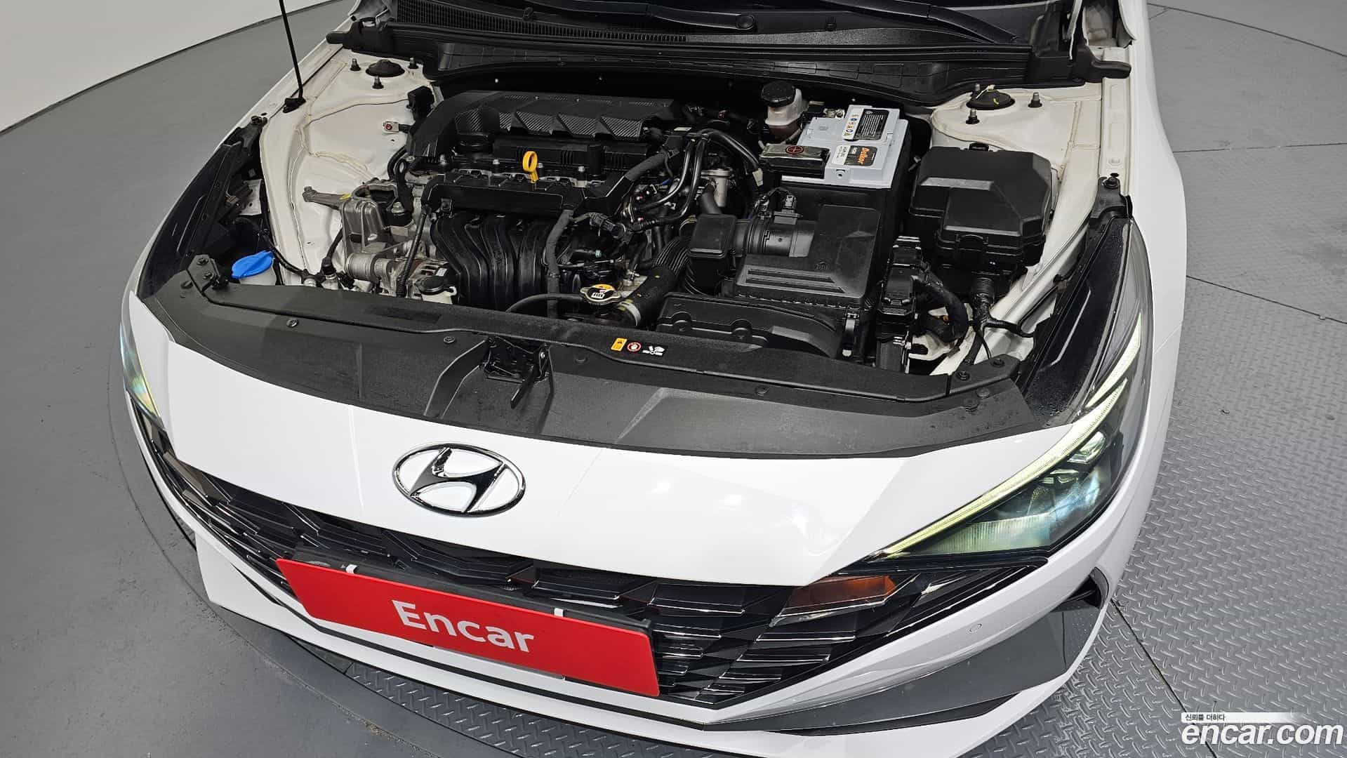 AVANTE Hyundai 2021.0-INNER-006