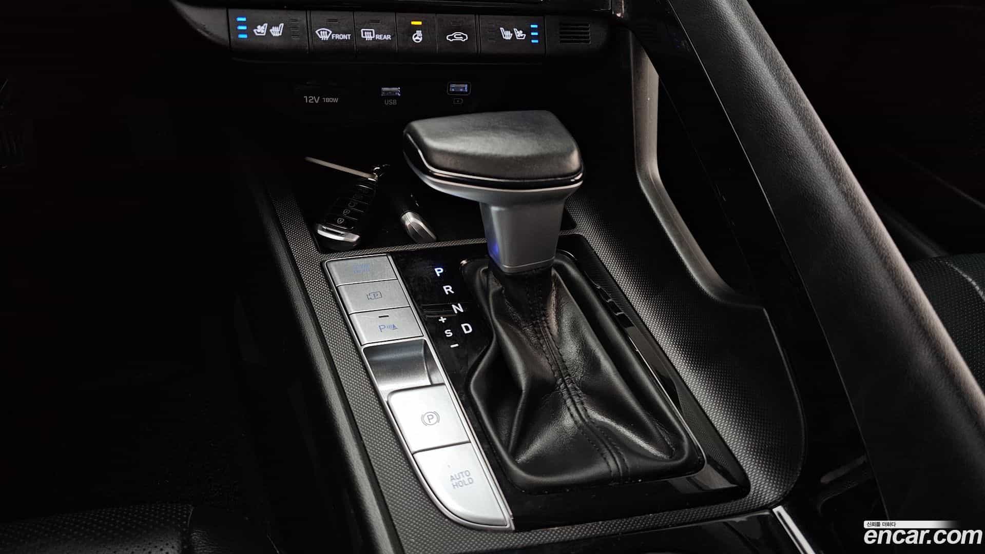 AVANTE Hyundai 2021.0-INNER-009