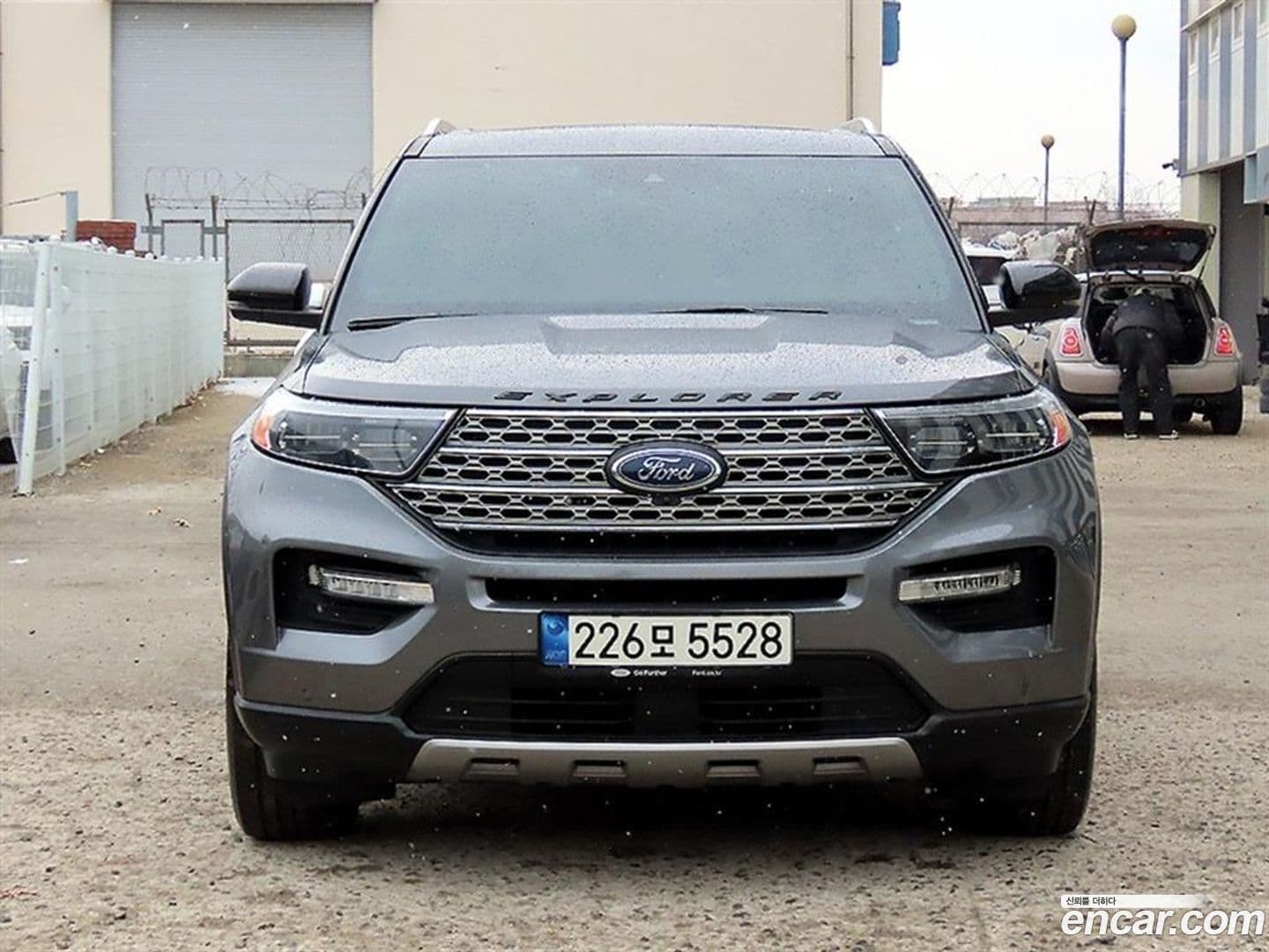 Main__Slider__Photo:Explorer Ford 2021.5-0