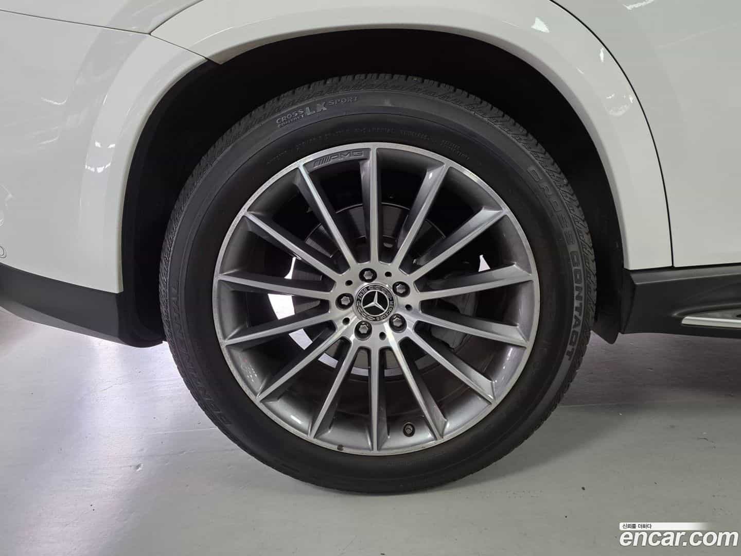 GLE-Class Mercedes-Benz 2023.5-OUTER-005