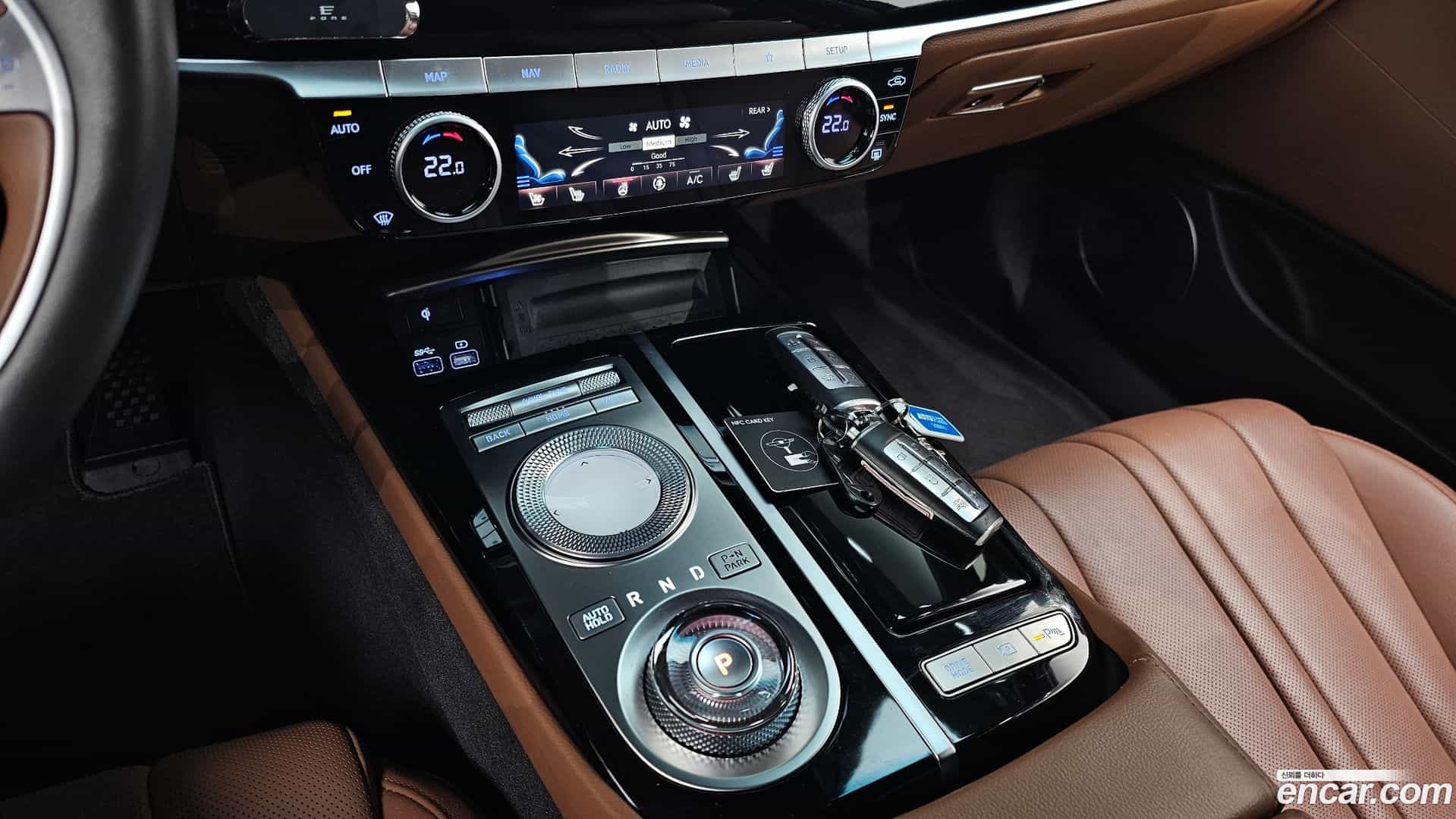 G80 Genesis 2022.1-INNER-009