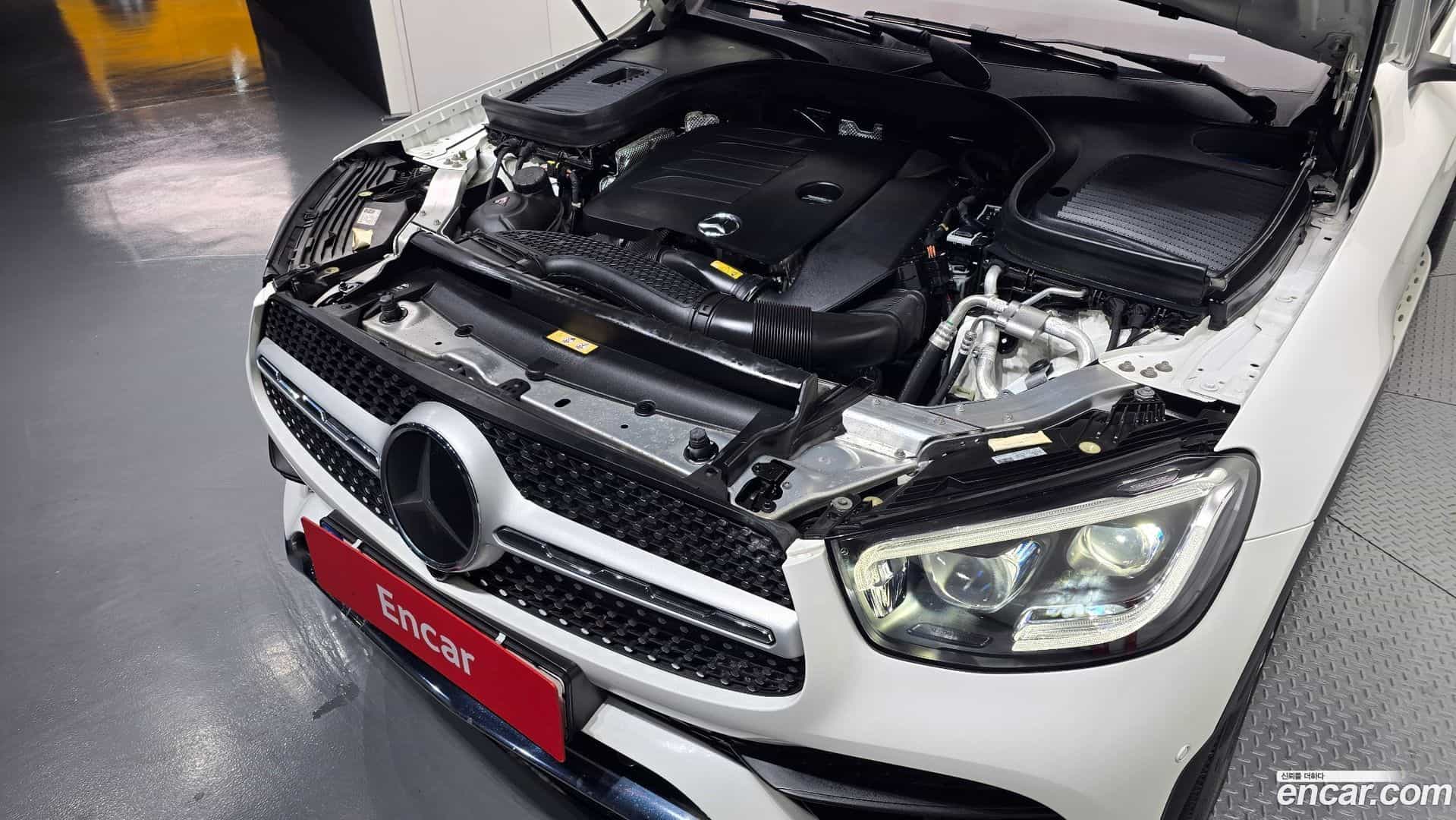 GLC-Class Mercedes-Benz 2023.3-INNER-006