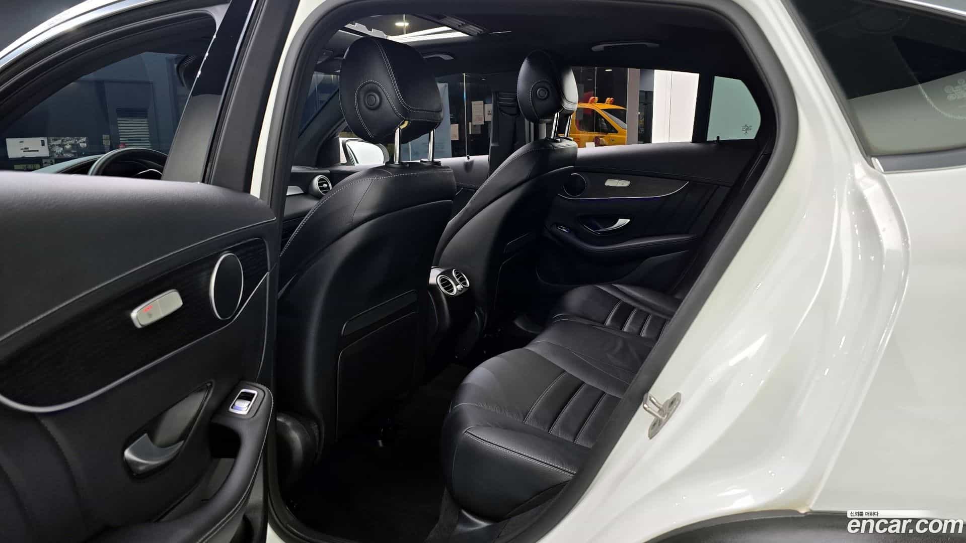 GLC-Class Mercedes-Benz 2023.3-OPTION-017