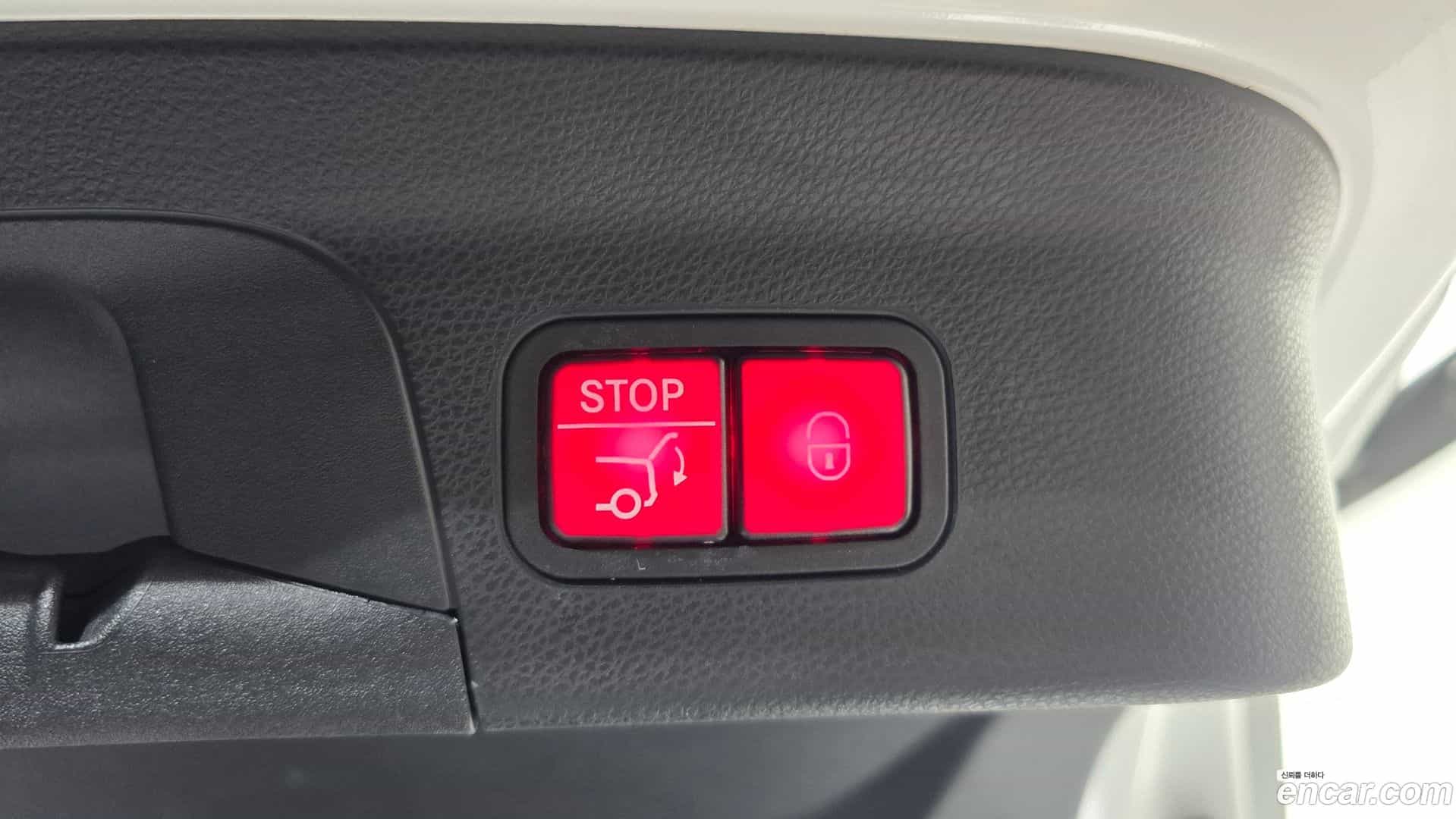 GLC-Class Mercedes-Benz 2023.3-OPTION-023