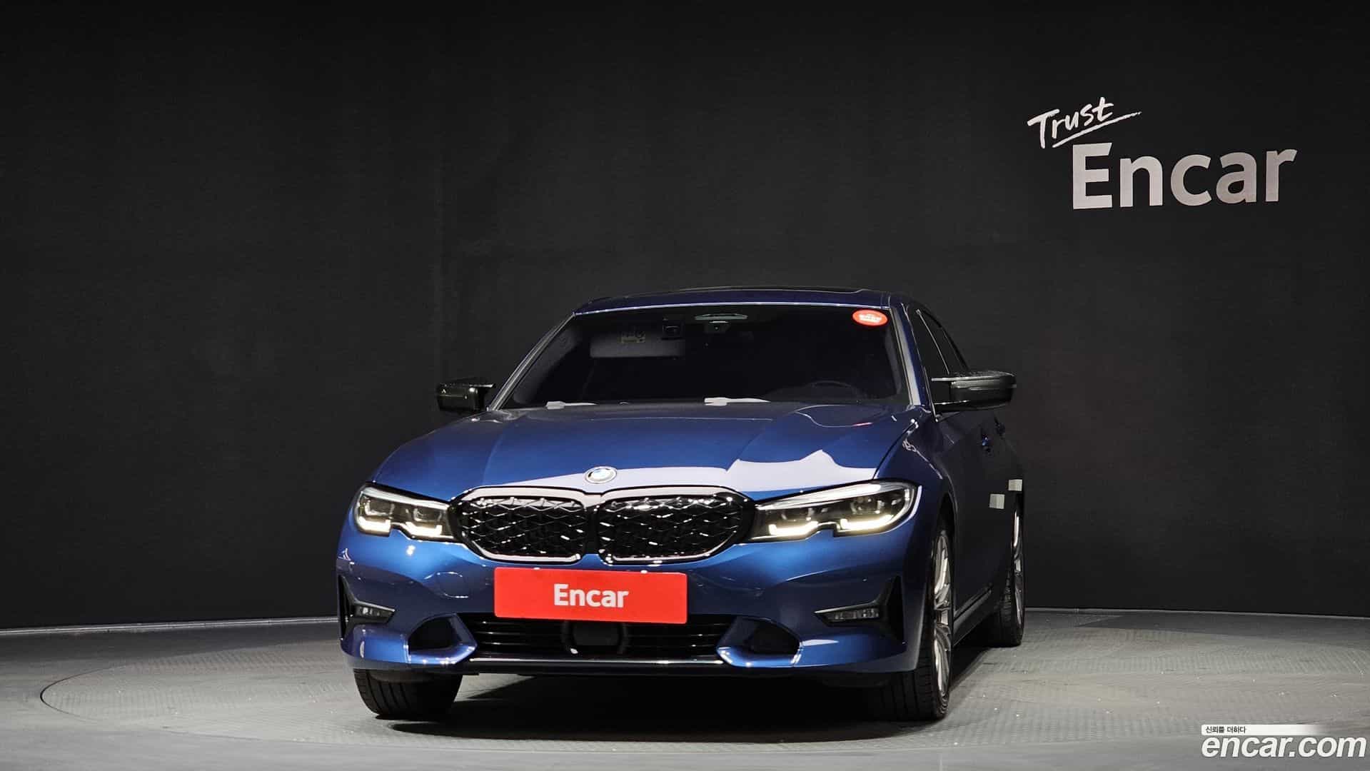 3-Series BMW 2022.8-OUTER-003