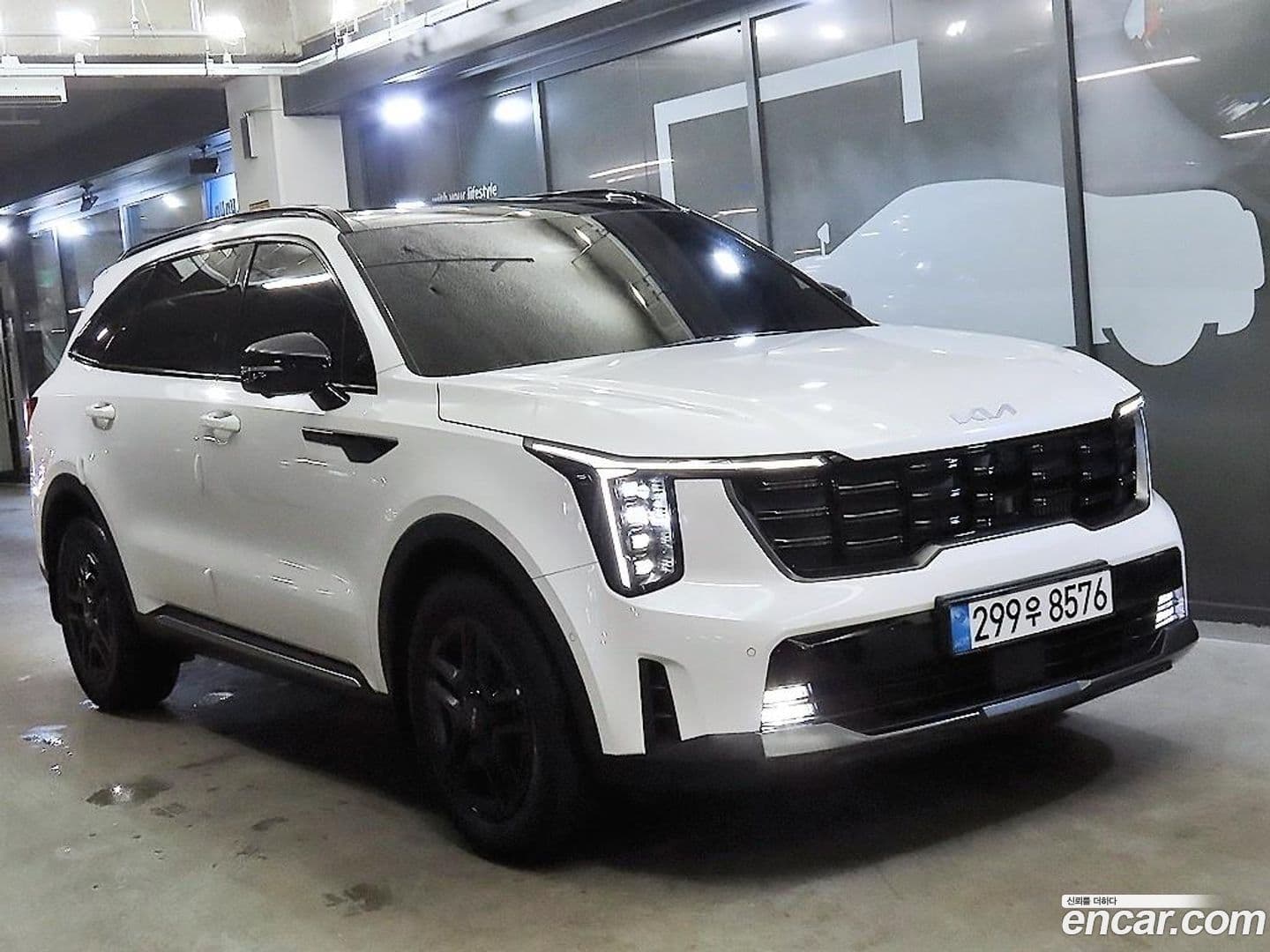 Main__Slider__Photo:Sorento Kia 2024.0-0