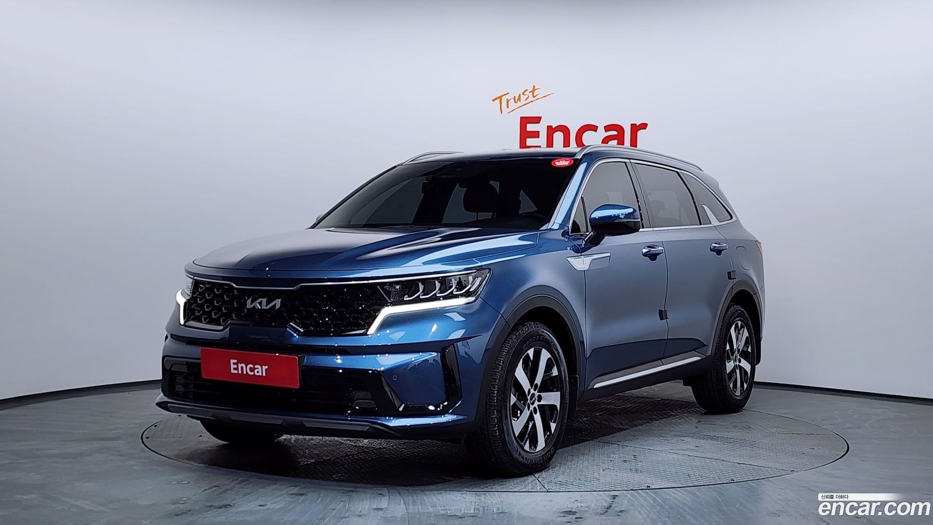 Main__Slider__Photo:Sorento Kia 2021.11-0