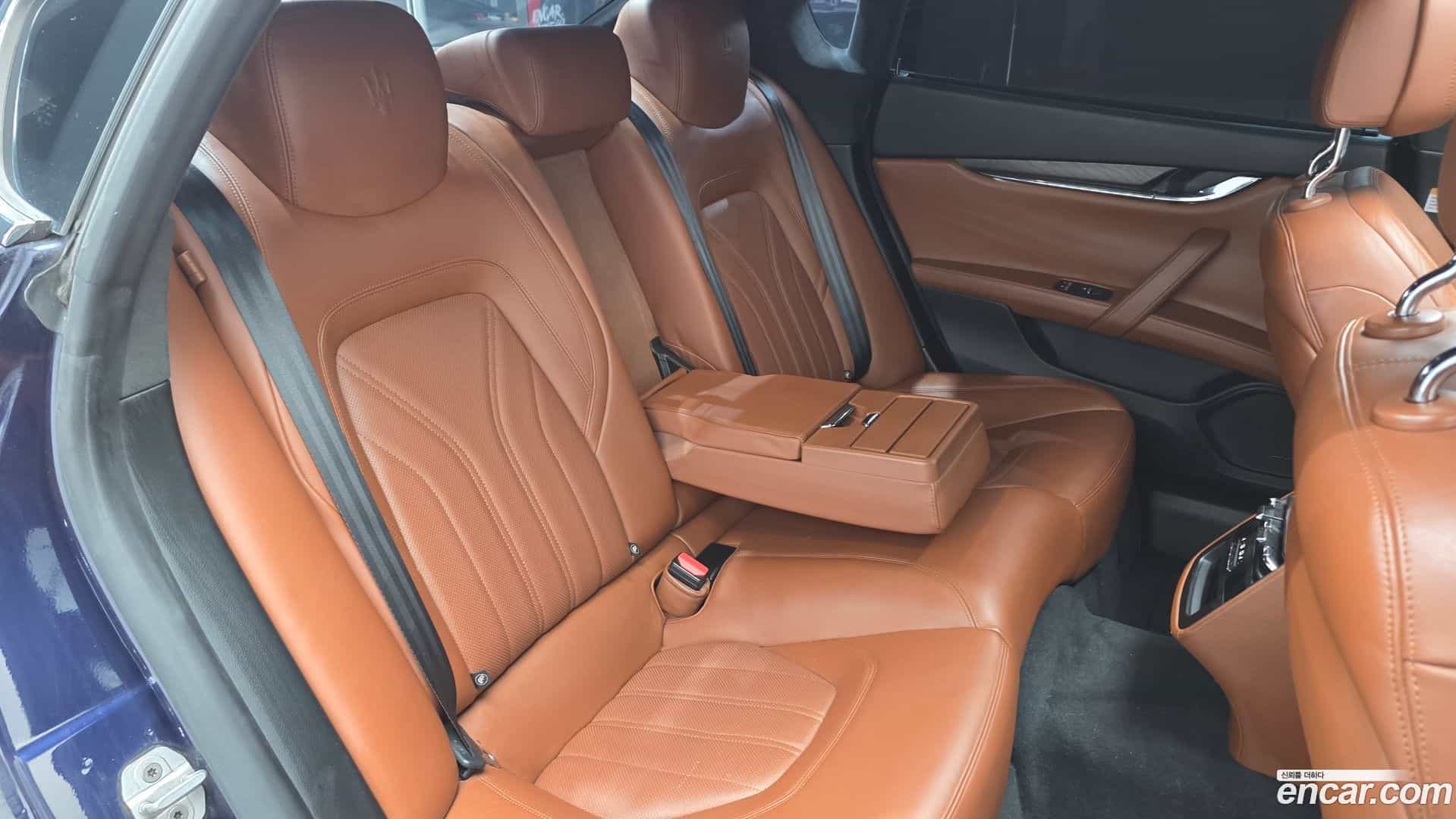Quattroporte Maserati 2017.10-OPTION-016