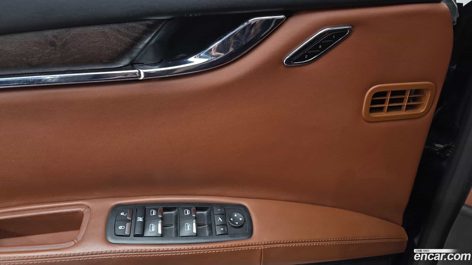 Quattroporte Maserati 2017.10-OPTION-020