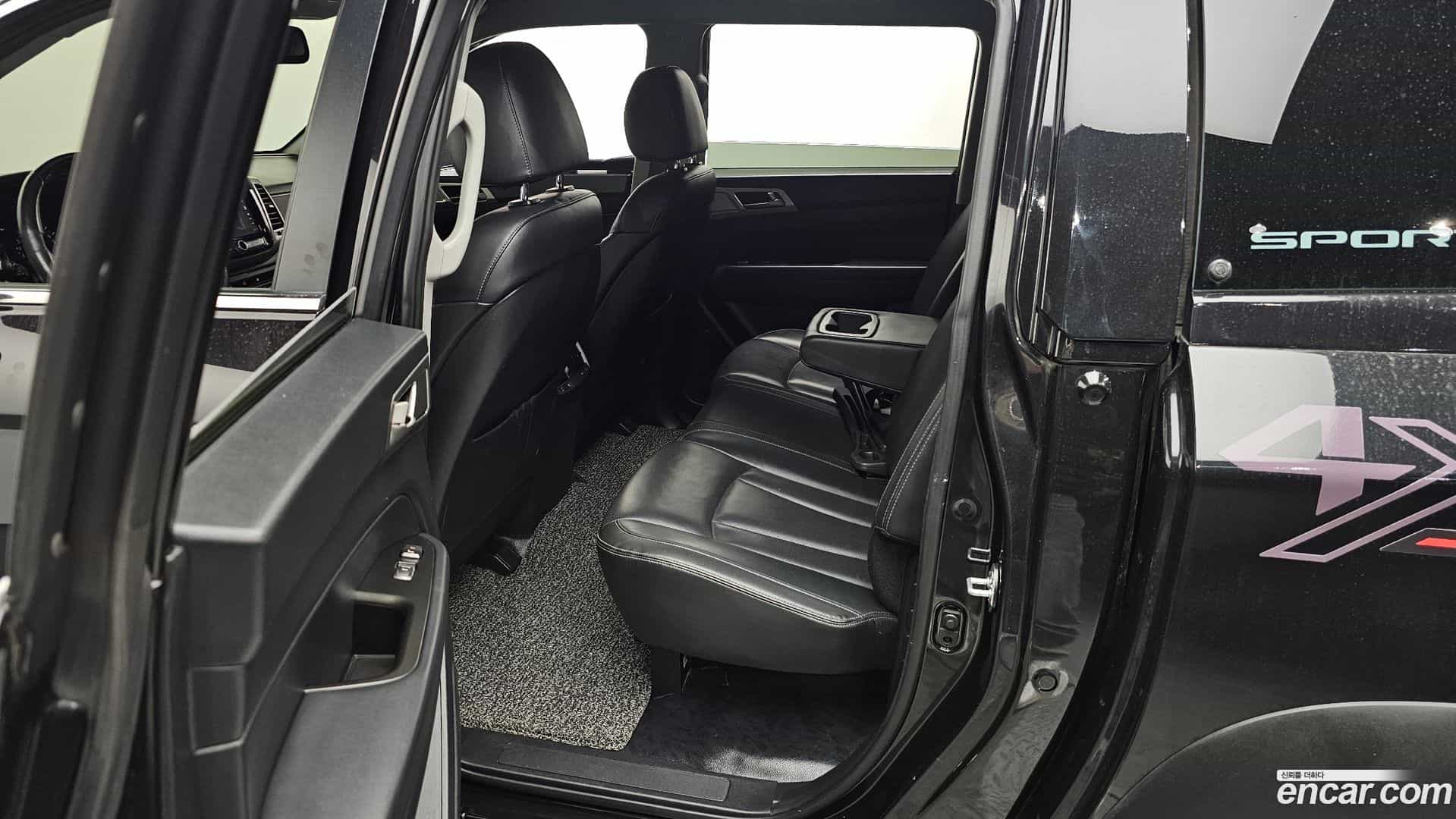 Rexton KG Mobility 2018.6-OPTION-015